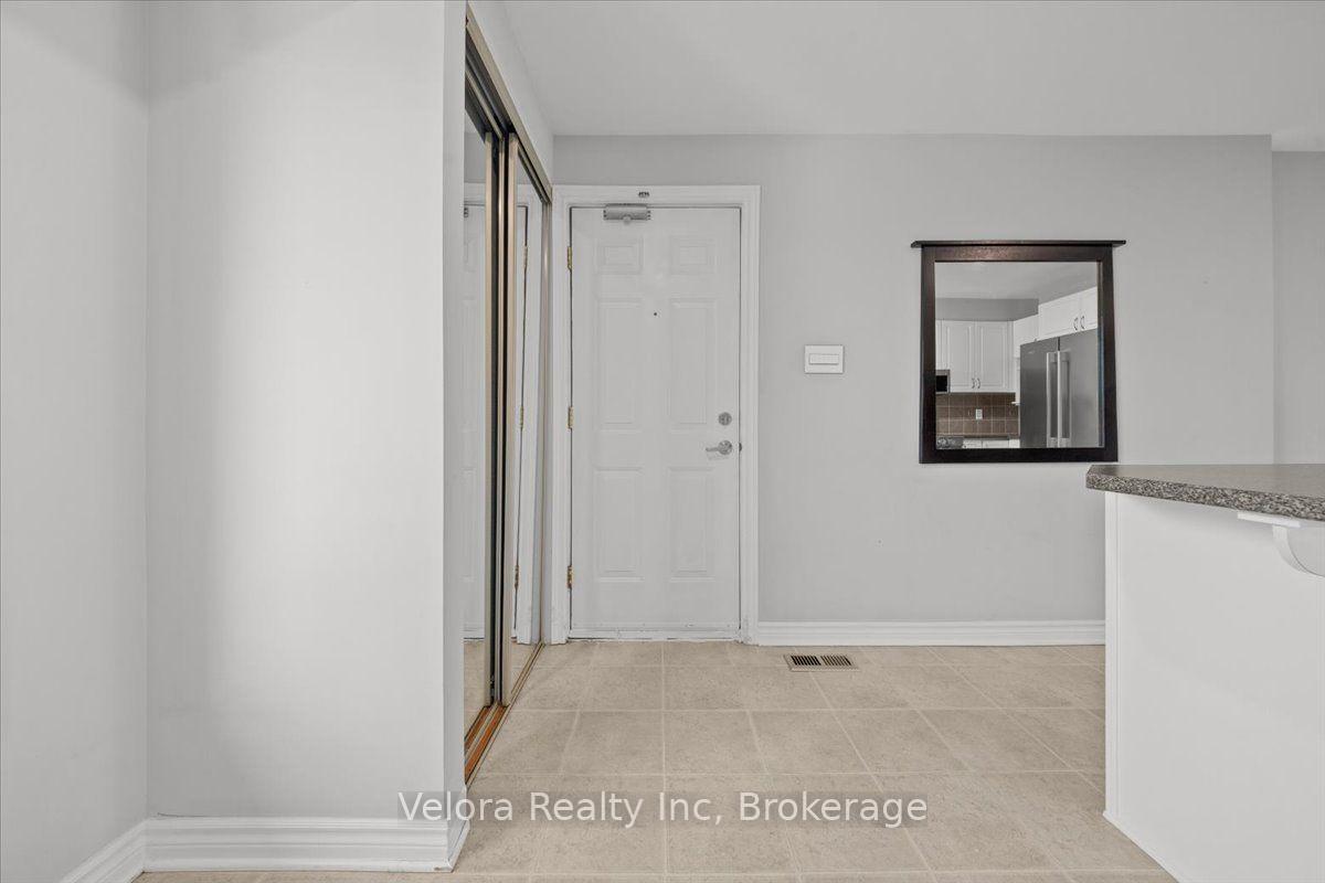 Photo 2 of 639 Lakeridge Drive, Ottawa, Avalon East — HOMEH