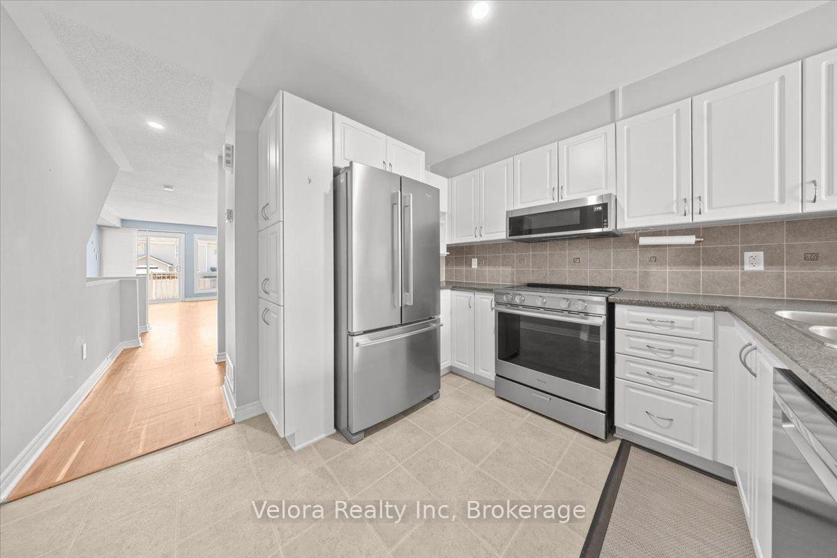 Photo 6 of 639 Lakeridge Drive, Ottawa, Avalon East — HOMEH