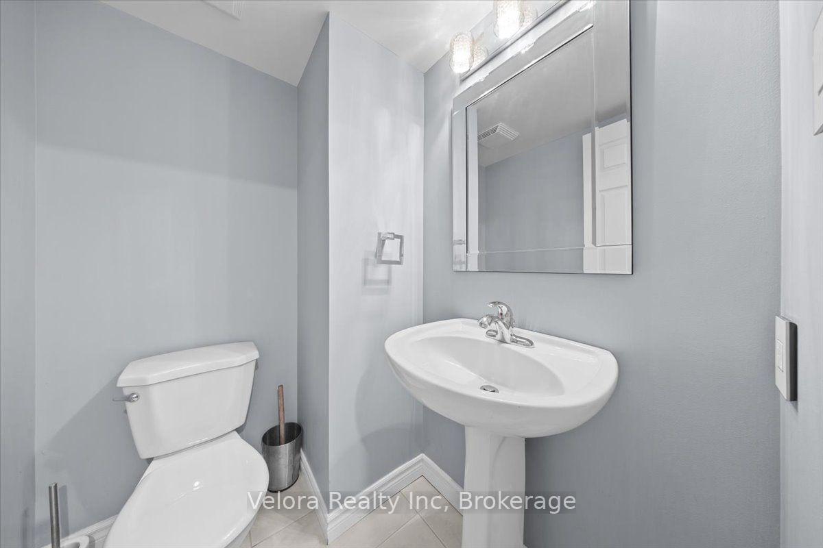 Photo 11 of 639 Lakeridge Drive, Ottawa, Avalon East — HOMEH