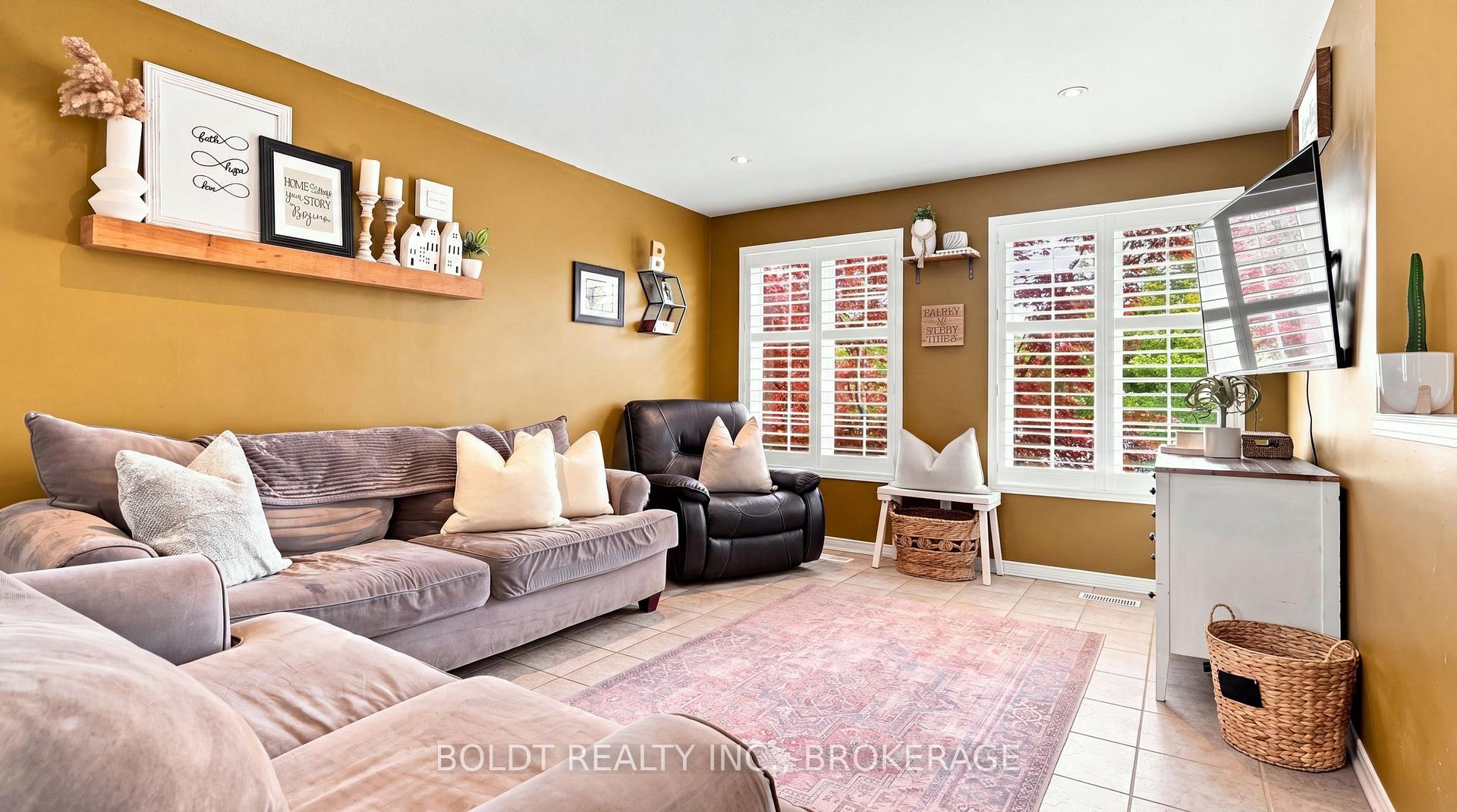 Photo 6 of 4 Mason Drive, Pelham, Fonthill — HOMEH