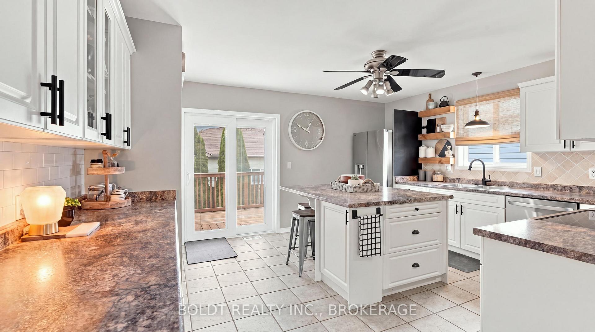 Photo 9 of 4 Mason Drive, Pelham, Fonthill — HOMEH