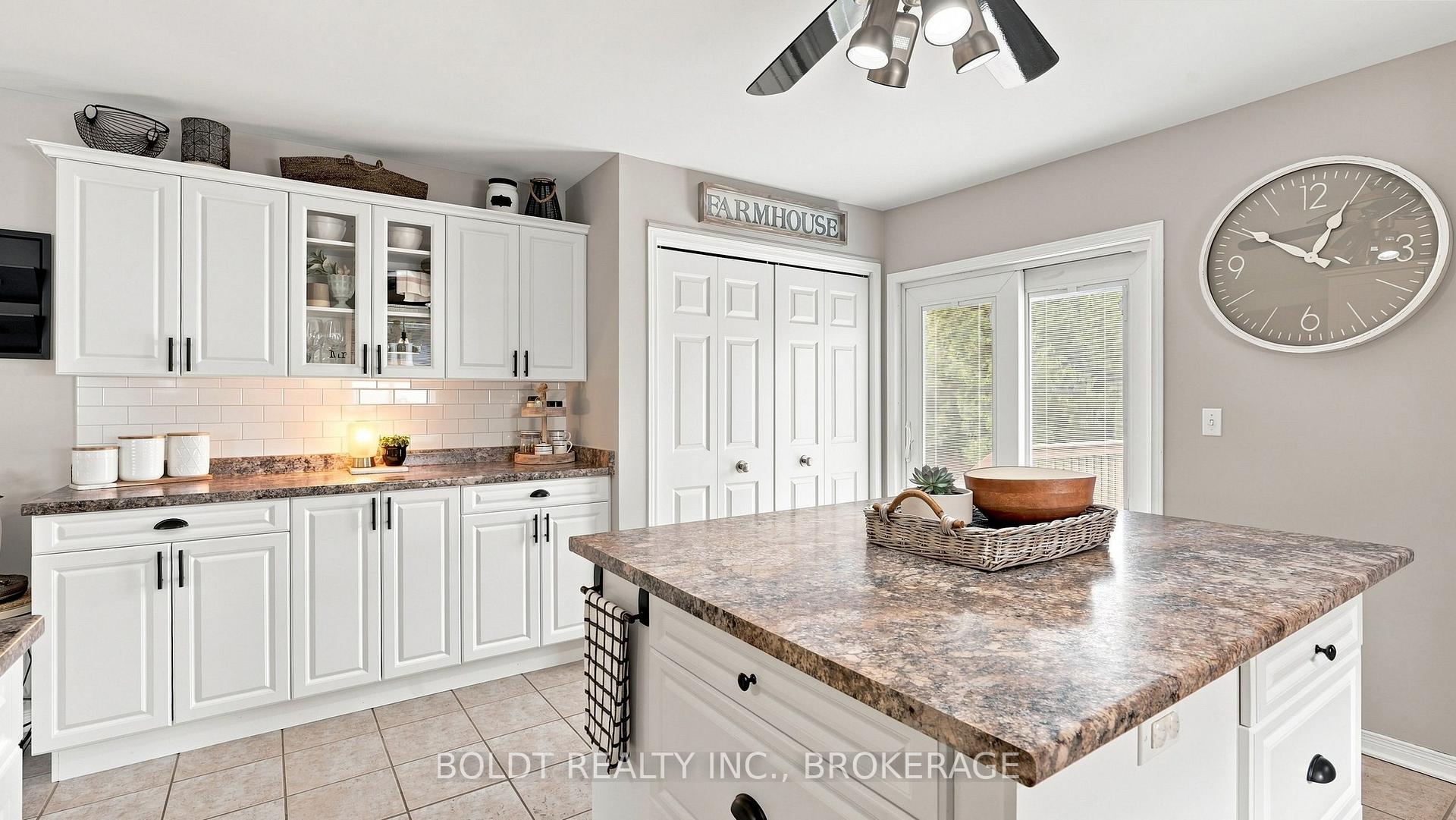 Photo 10 of 4 Mason Drive, Pelham, Fonthill — HOMEH