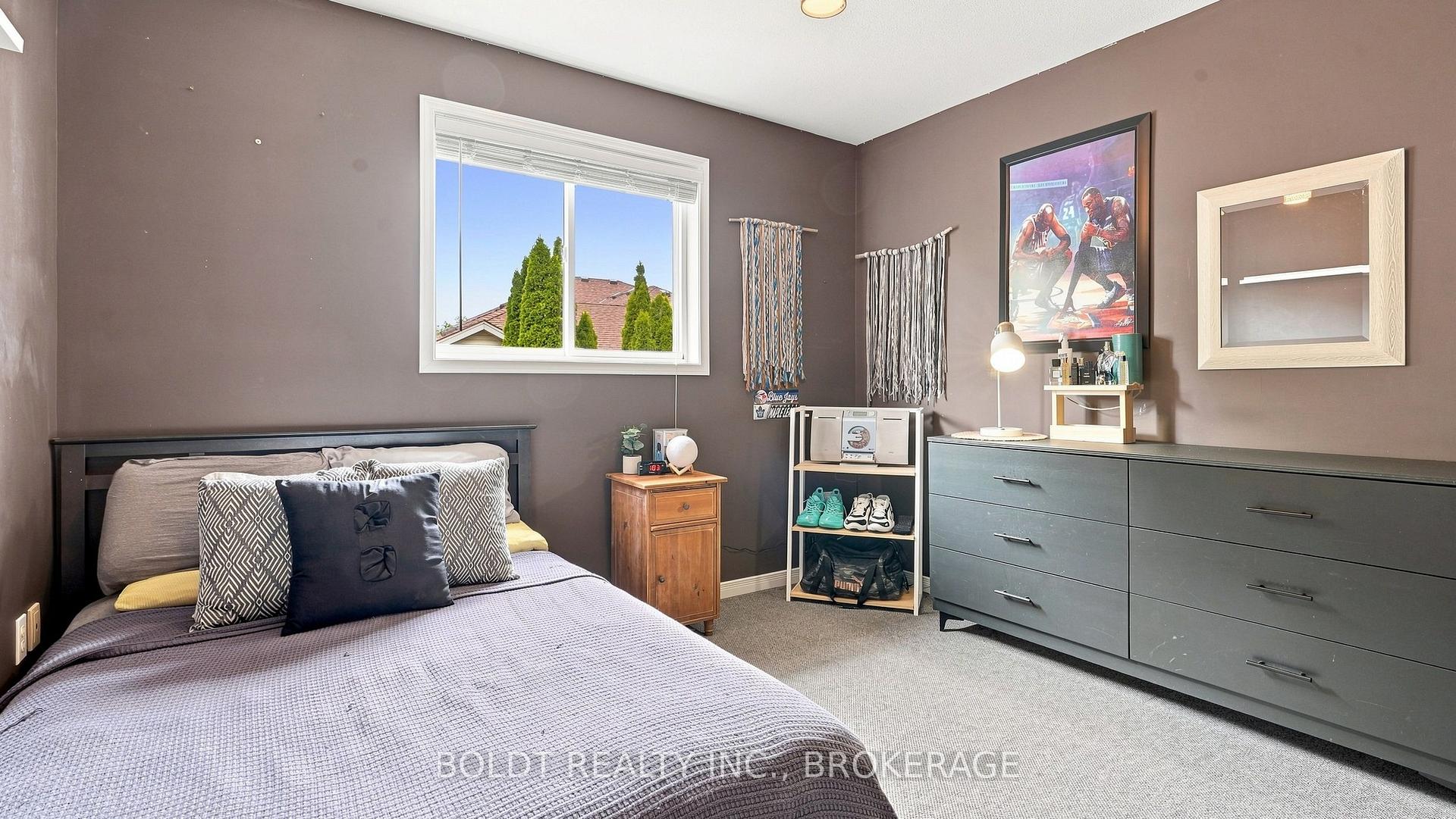 Photo 16 of 4 Mason Drive, Pelham, Fonthill — HOMEH