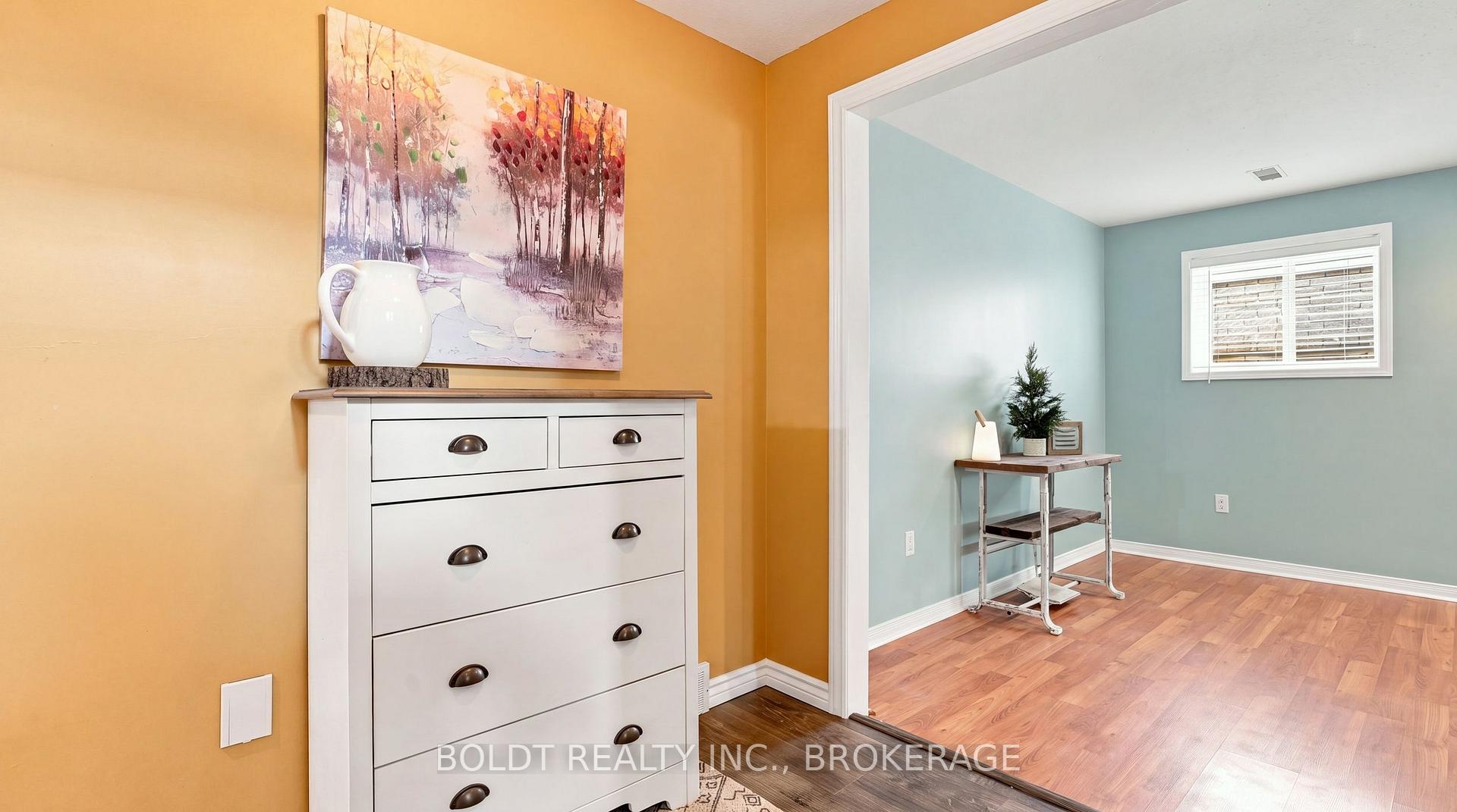 Photo 18 of 4 Mason Drive, Pelham, Fonthill — HOMEH