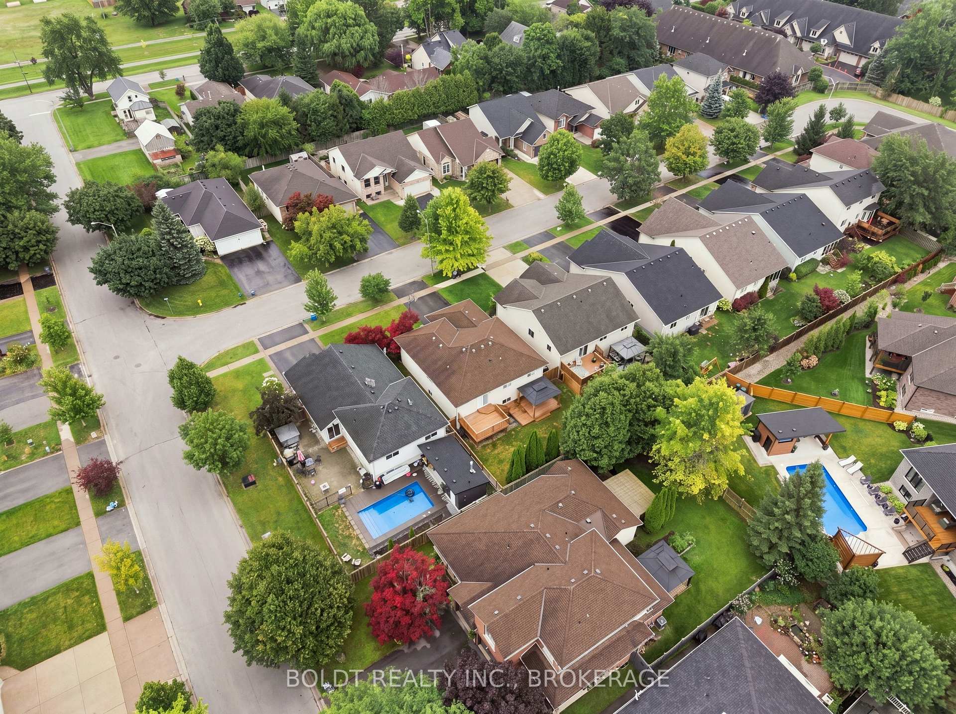 Photo 35 of 4 Mason Drive, Pelham, Fonthill — HOMEH