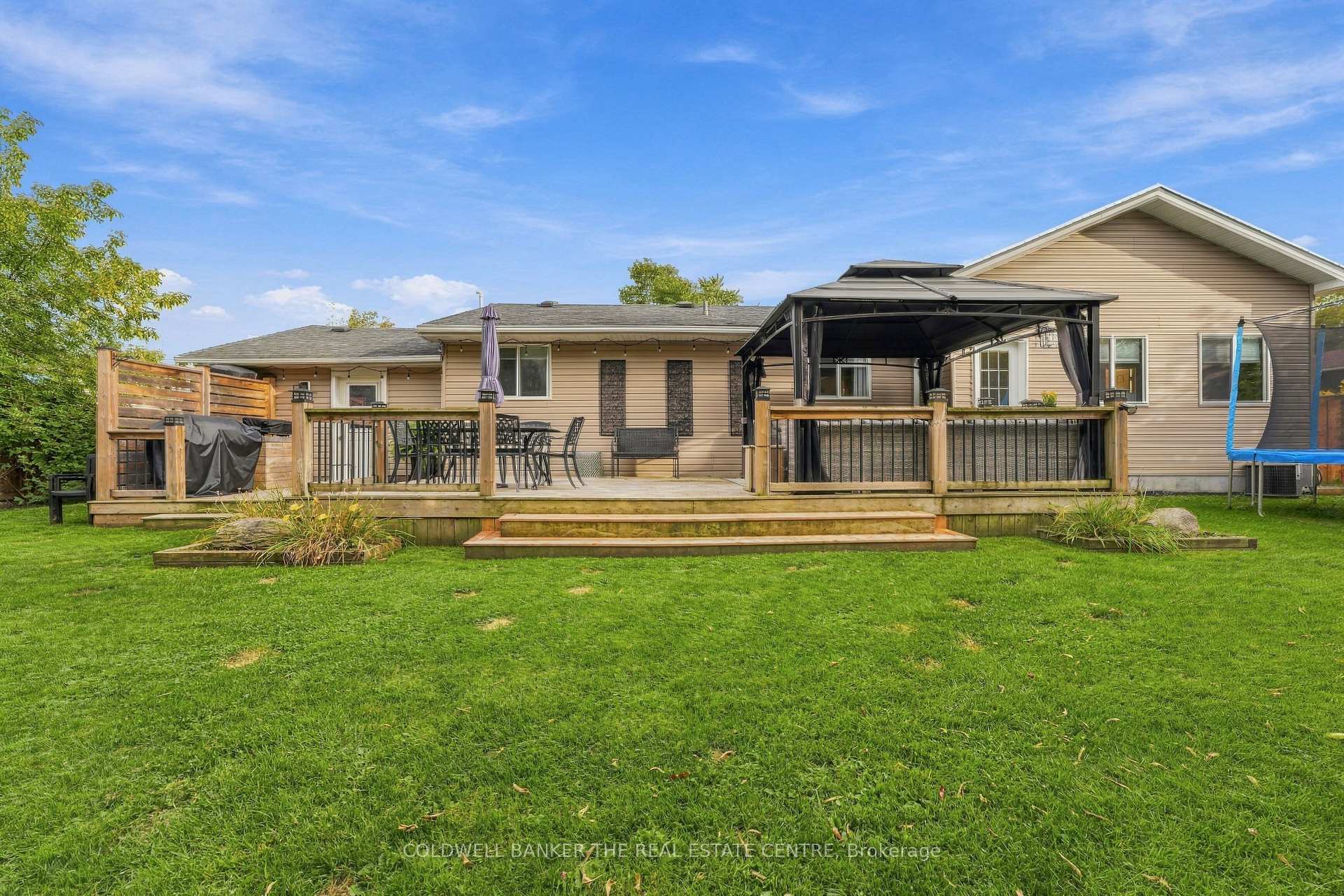 Photo 38 of 968 Metro Road N, Georgina, Historic Lakeshore Communities — HOMEH