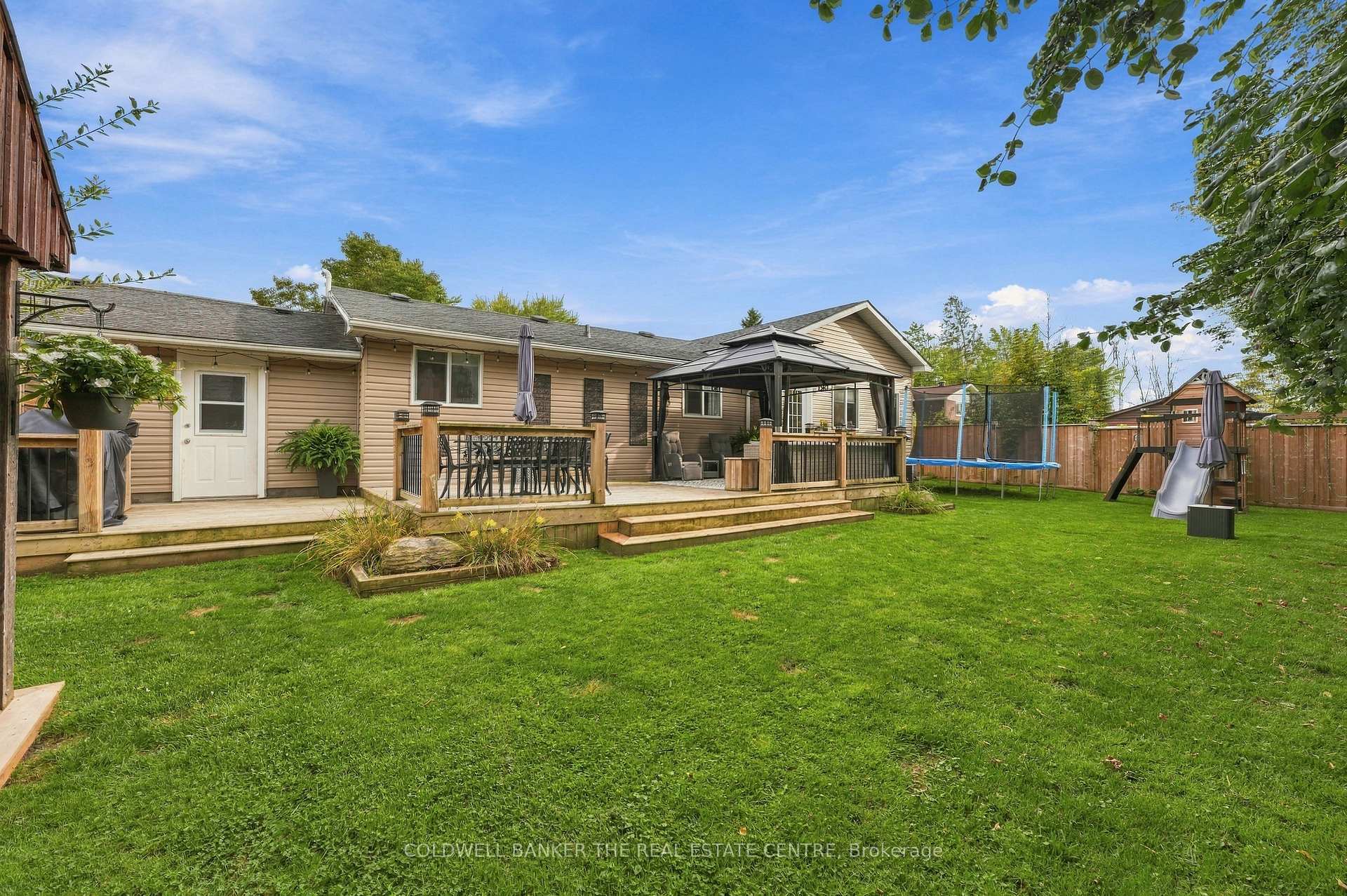 Photo 39 of 968 Metro Road N, Georgina, Historic Lakeshore Communities — HOMEH