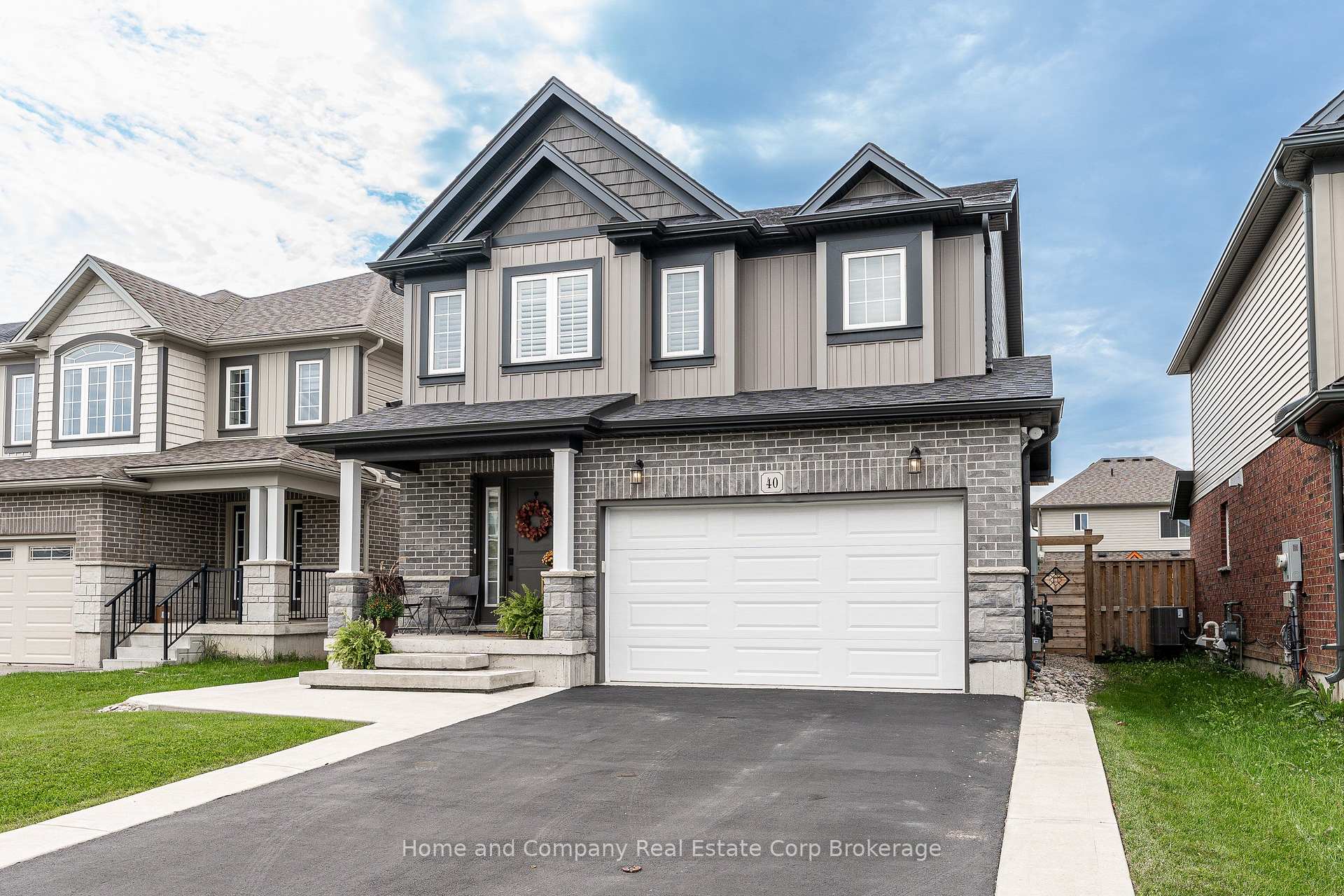 Photo of 40 Robertson Dr