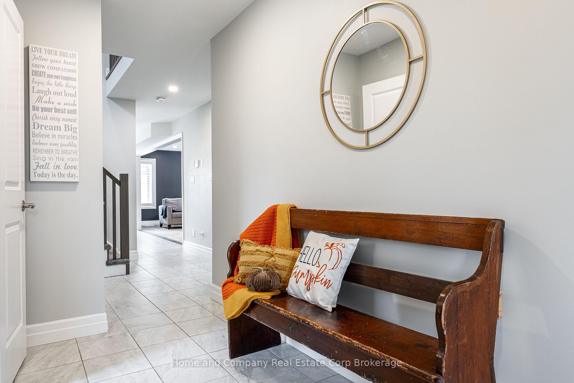 Photo 6 of 40 Robertson Dr, Stratford — HOMEH