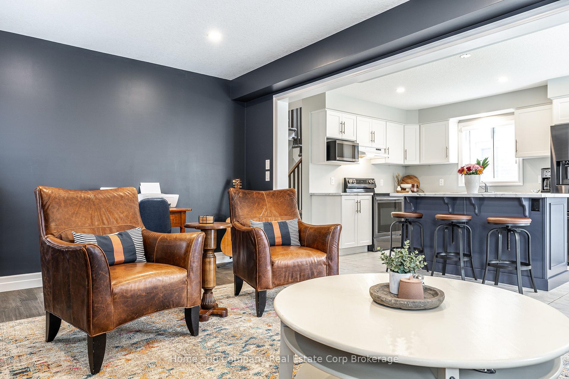 Photo 21 of 40 Robertson Dr, Stratford — HOMEH