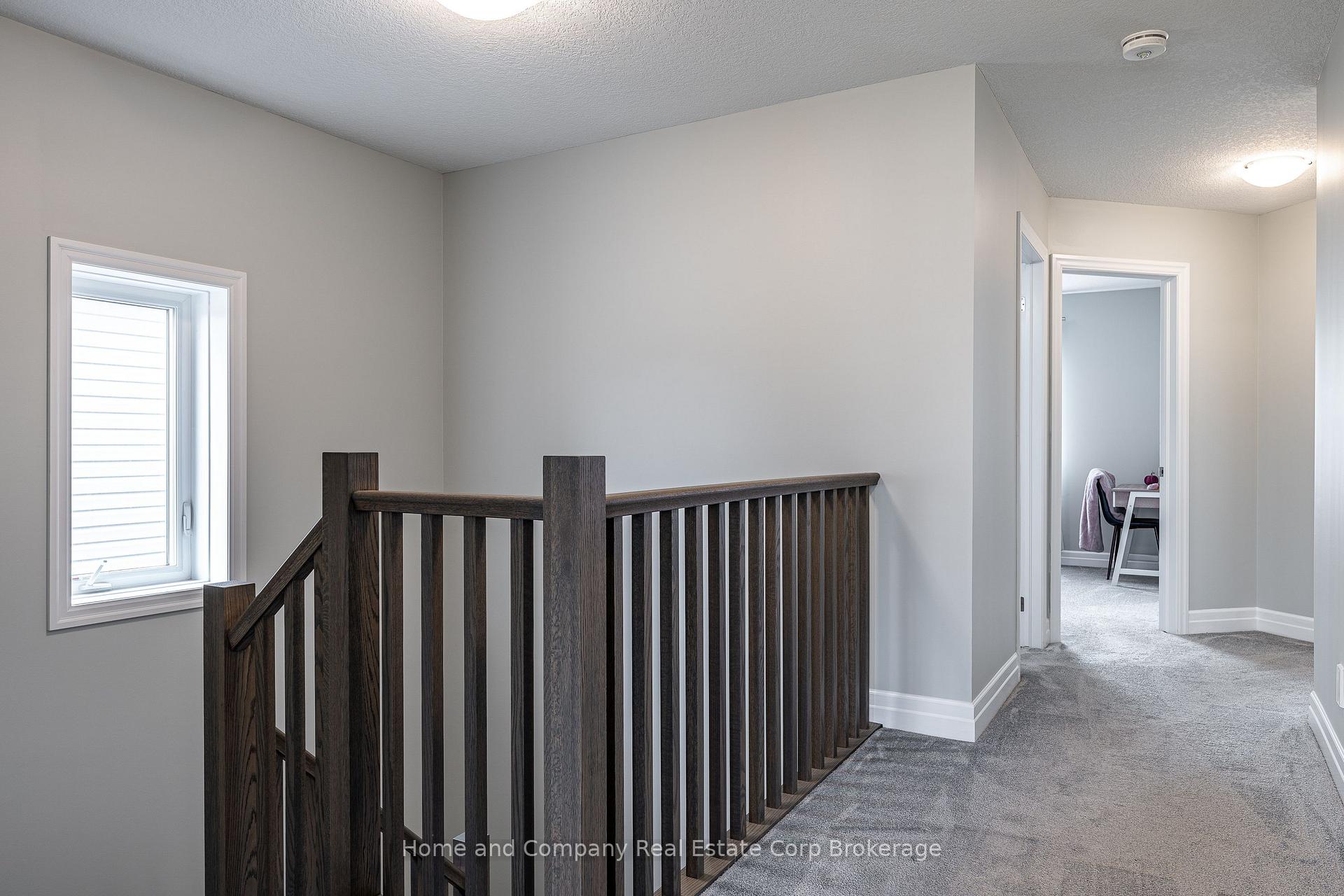Photo 24 of 40 Robertson Dr, Stratford — HOMEH