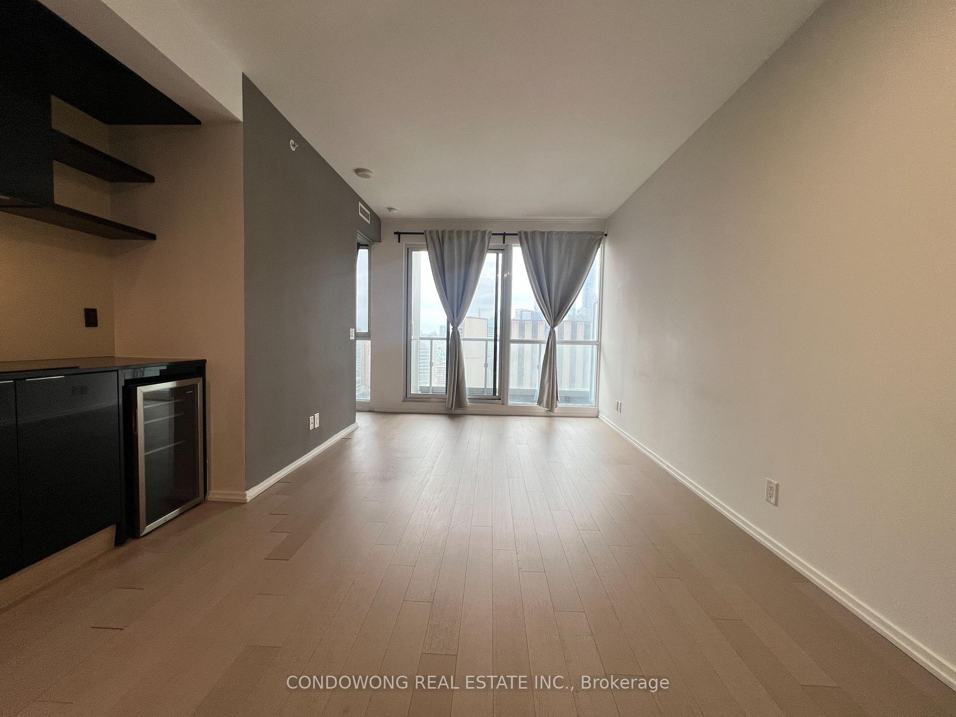Photo 3 of Unit 2901, 70 Temperance Street, Toronto, Bay Street Corridor — HOMEH