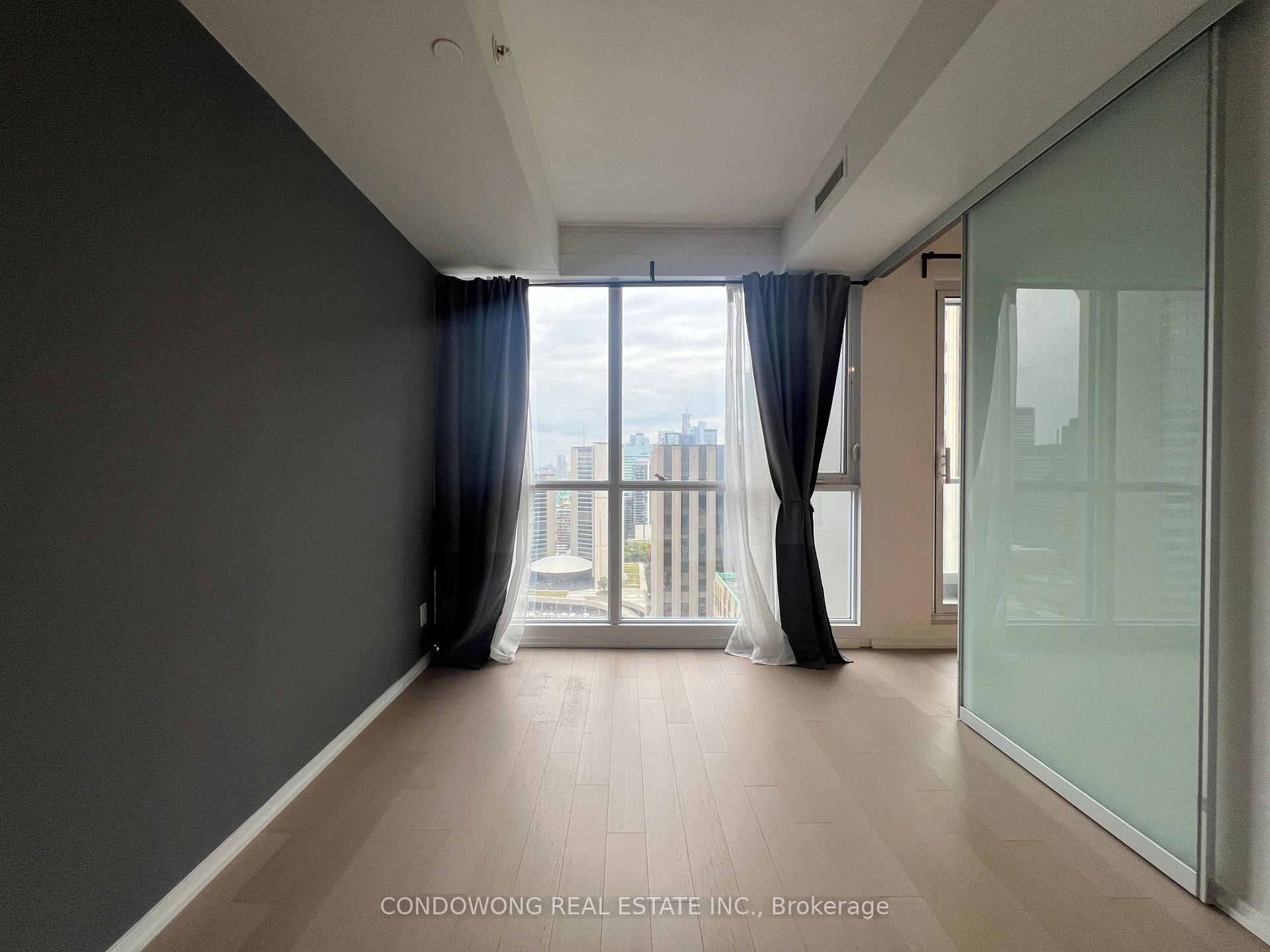 Photo 5 of Unit 2901, 70 Temperance Street, Toronto, Bay Street Corridor — HOMEH