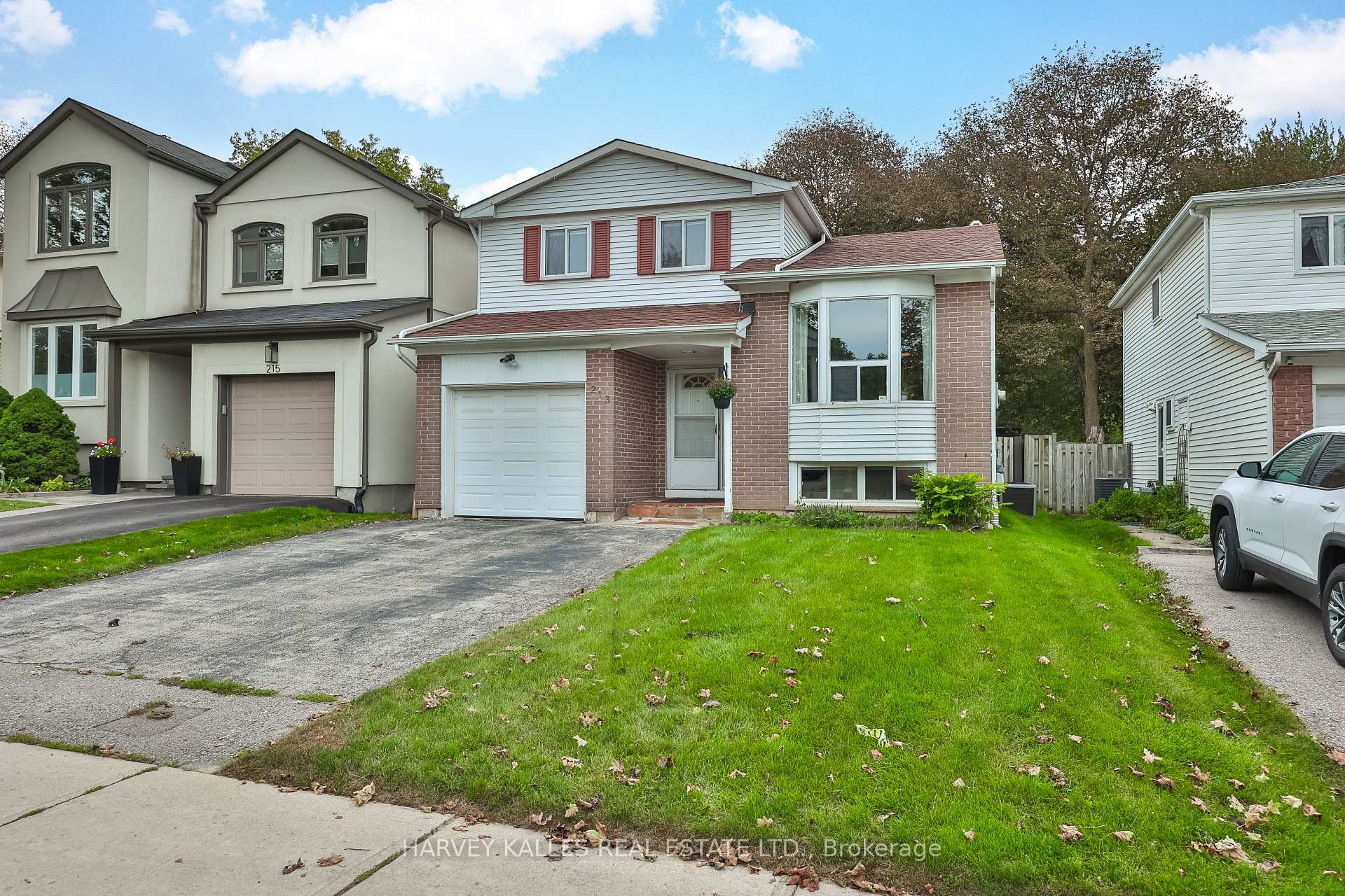 Photo 50 of 213 Simonston Boulevard, Markham, German Mills — HOMEH