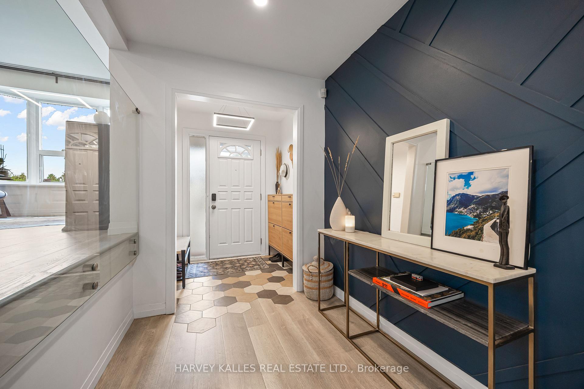 Photo 9 of 213 Simonston Boulevard, Markham, German Mills — HOMEH