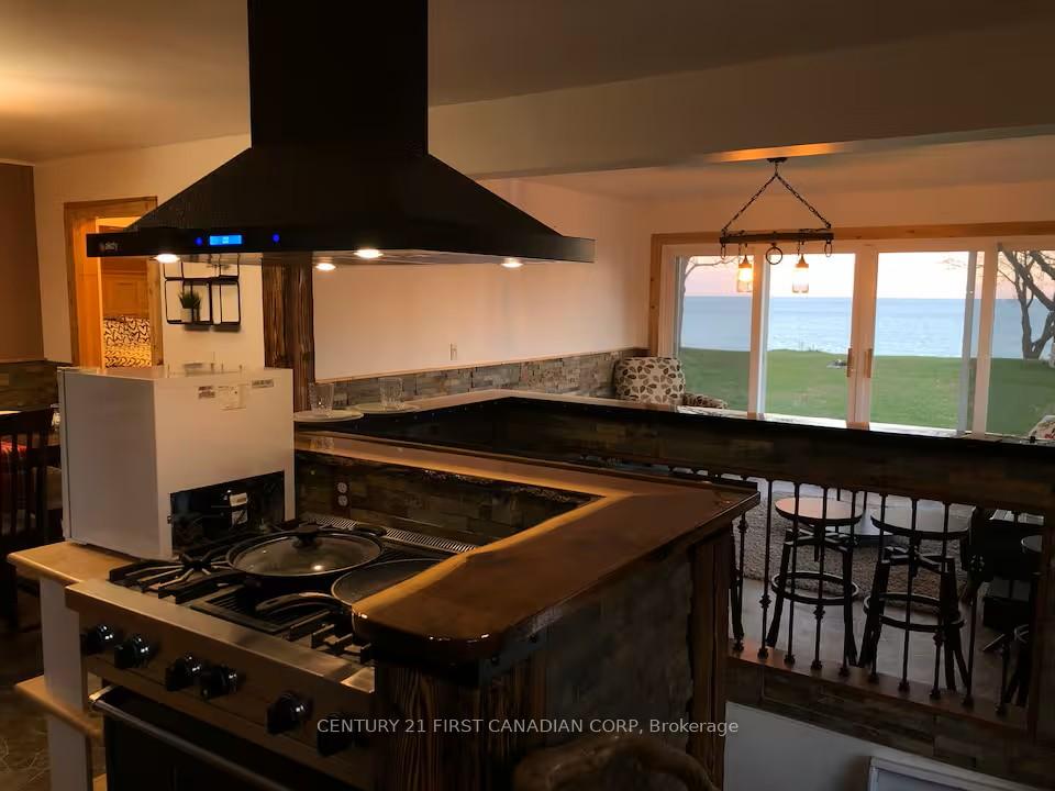Photo 10 of 4578 Talbot Trail, Chatham-Kent, Merlin — HOMEH