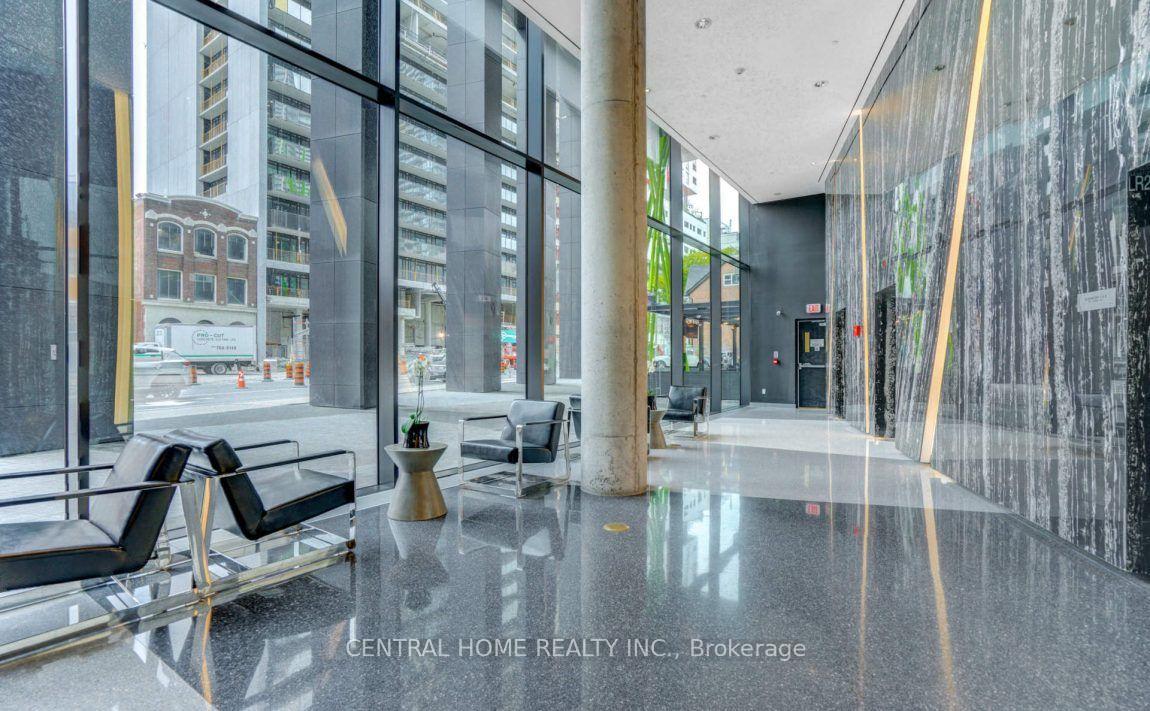 Photo 20 of 125 Peter Street, Toronto, Waterfront Communities — HOMEH