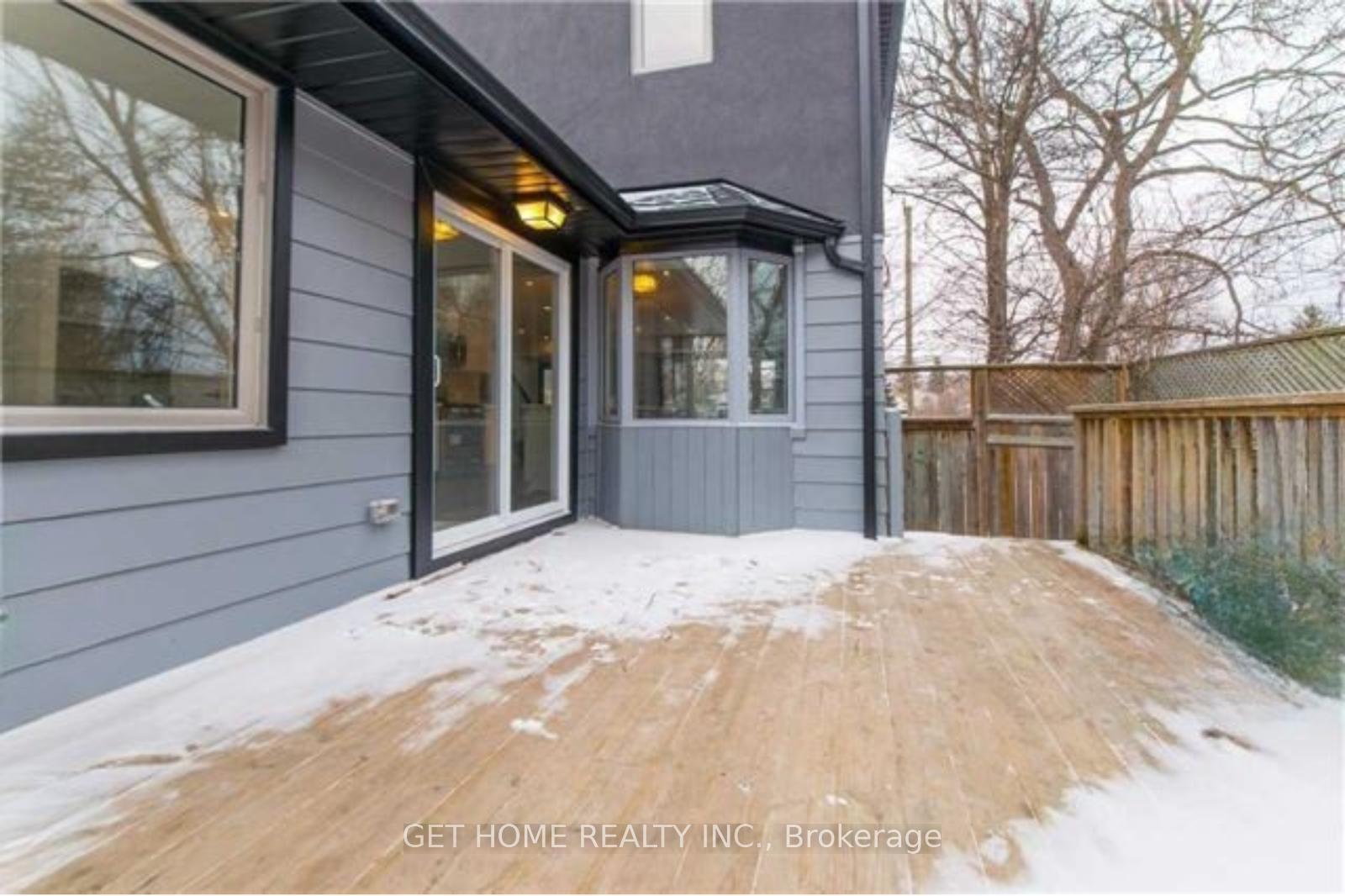 Photo 15 of 1112 Centre Street S, Whitby, Downtown Whitby — HOMEH