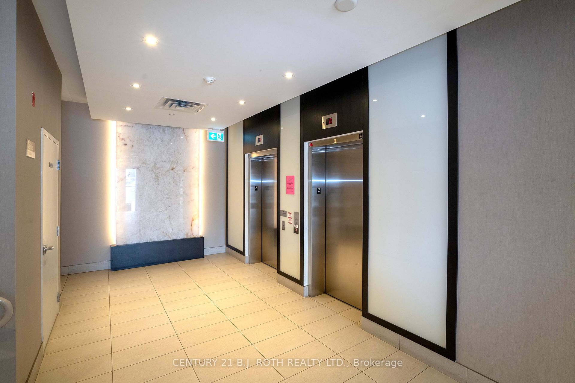 Photo 3 of Unit 313, 15277 Yonge Street S, Aurora, Aurora Village — HOMEH