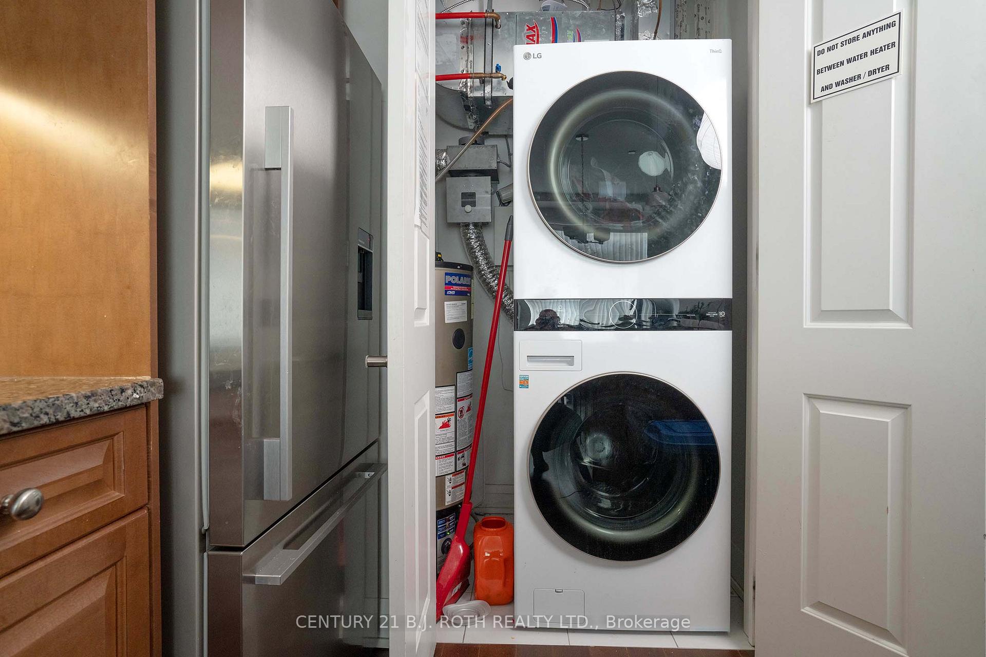 Photo 13 of Unit 313, 15277 Yonge Street S, Aurora, Aurora Village — HOMEH