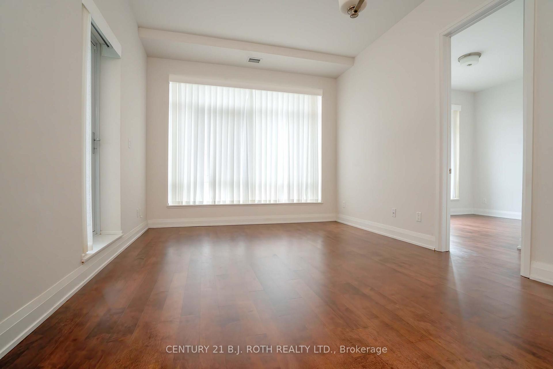 Photo 16 of Unit 313, 15277 Yonge Street S, Aurora, Aurora Village — HOMEH