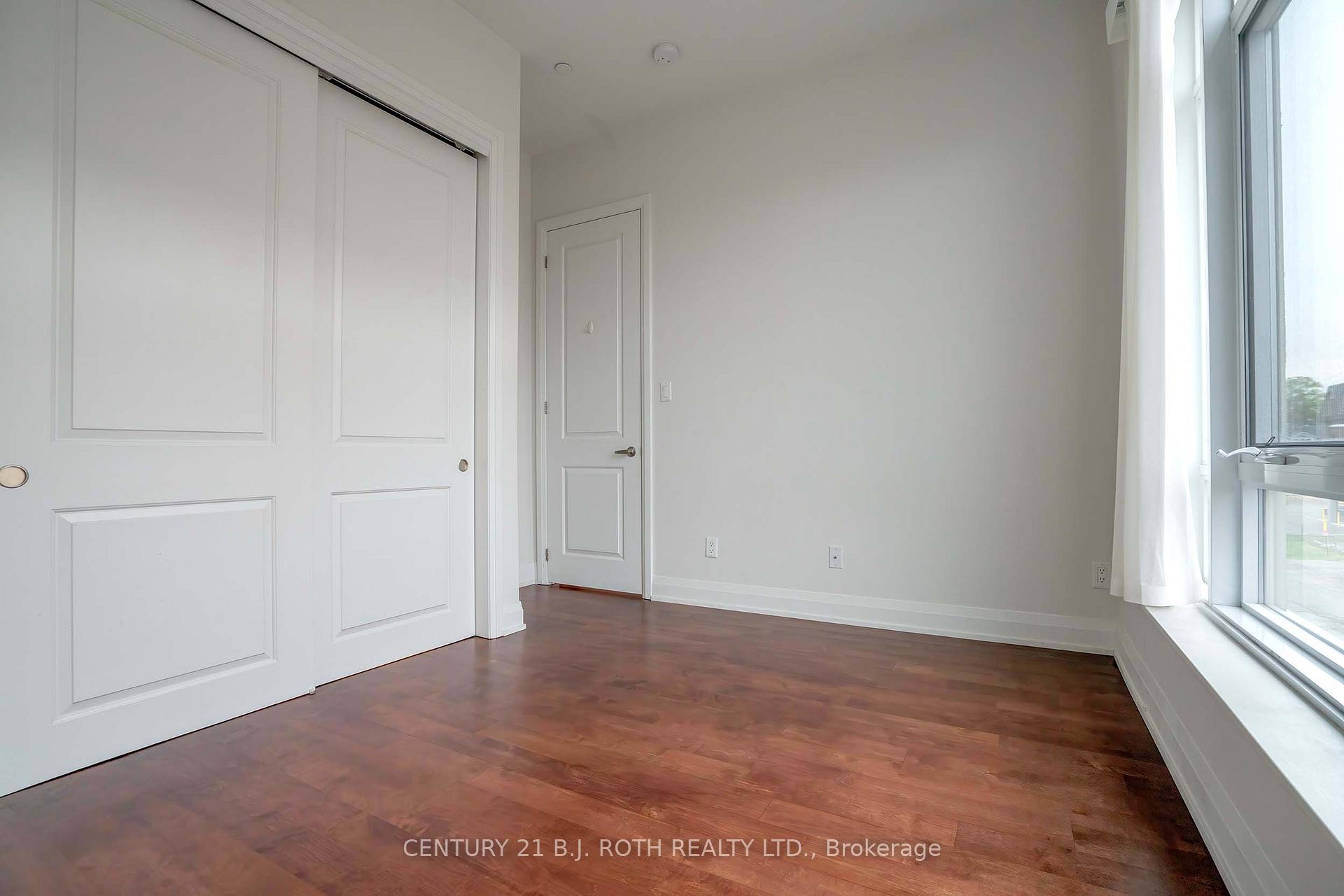 Photo 18 of Unit 313, 15277 Yonge Street S, Aurora, Aurora Village — HOMEH