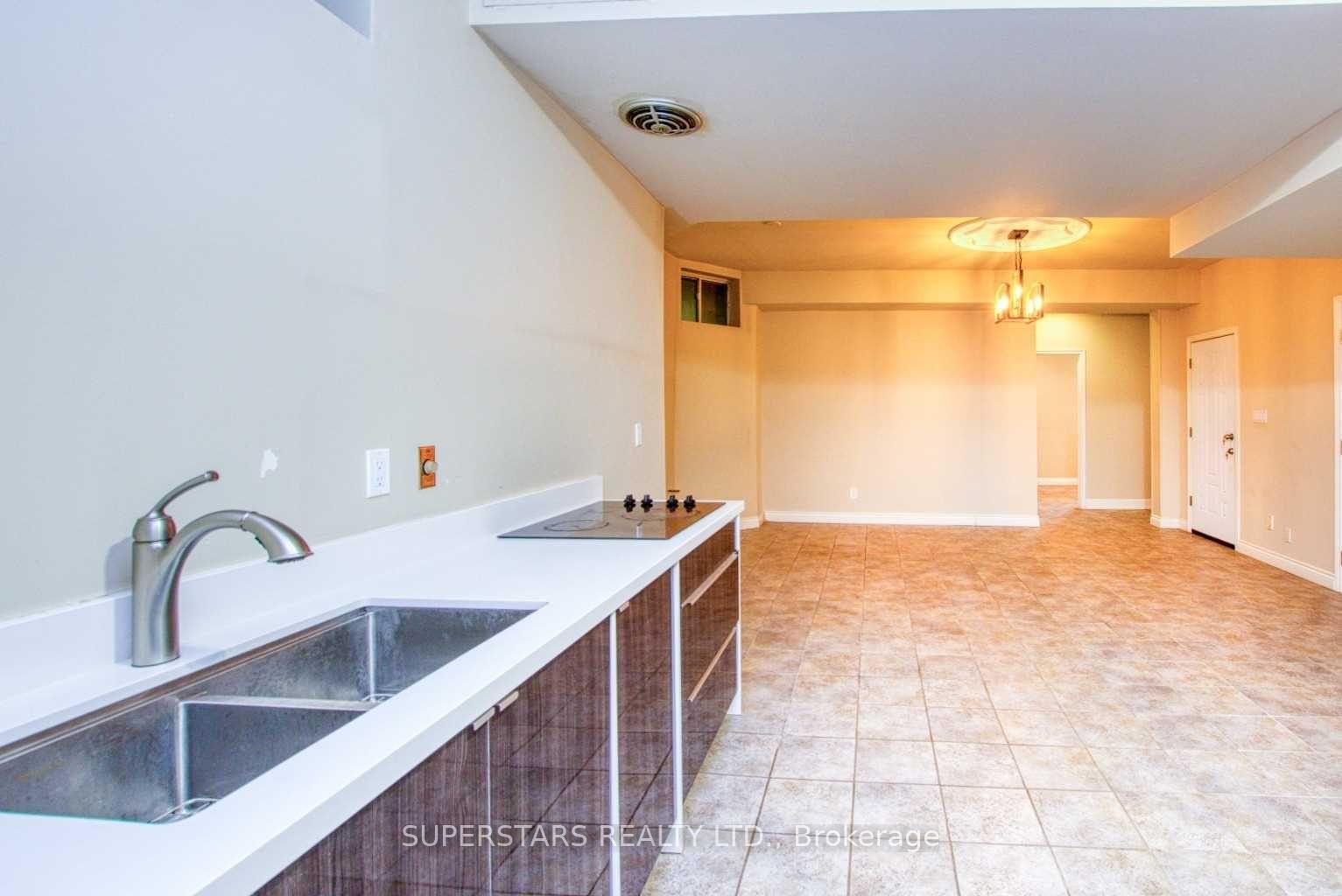 Photo 21 of Unit Bsmt, 8 Huronia Place, Vaughan, East Woodbridge — HOMEH