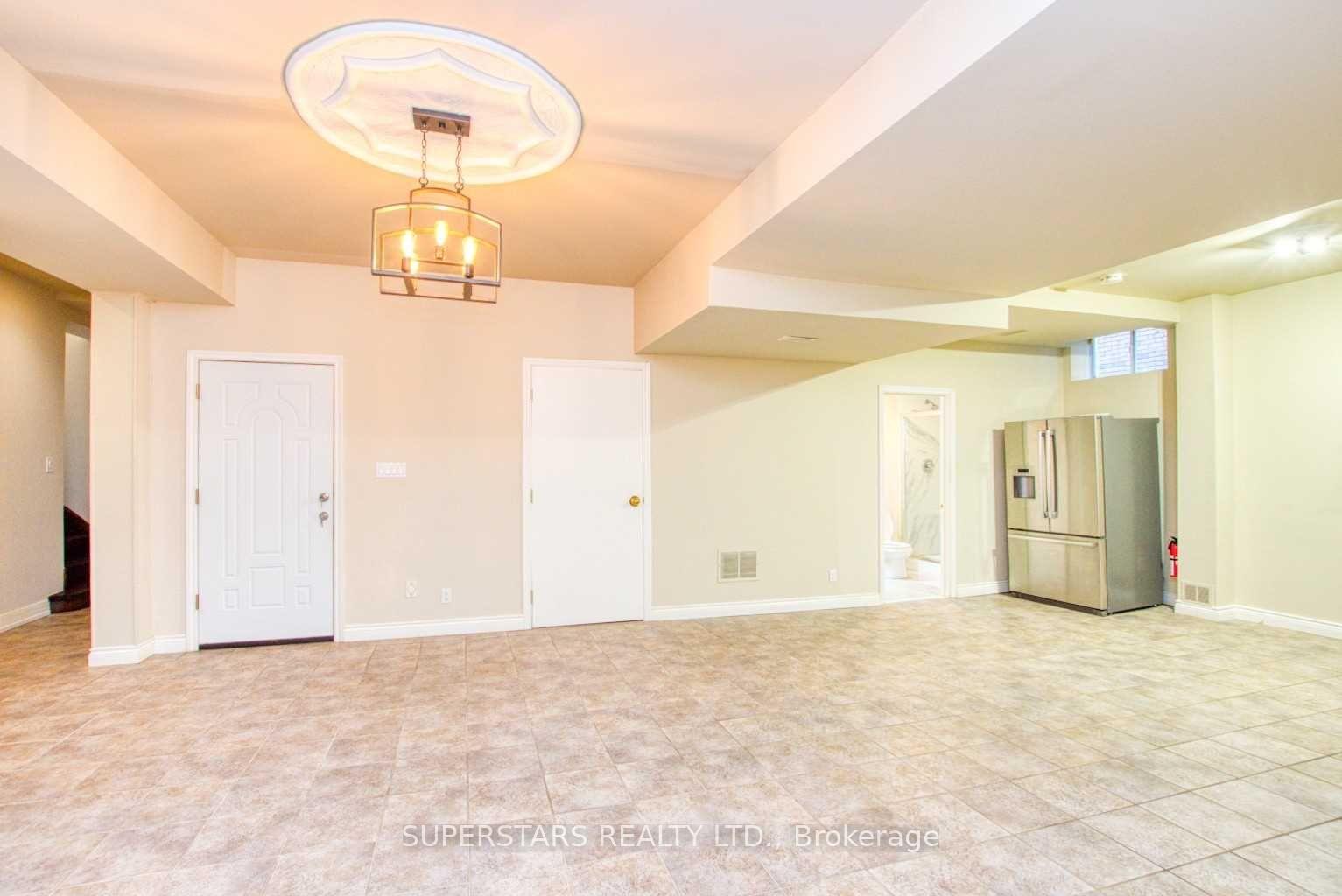 Photo 23 of Unit Bsmt, 8 Huronia Place, Vaughan, East Woodbridge — HOMEH