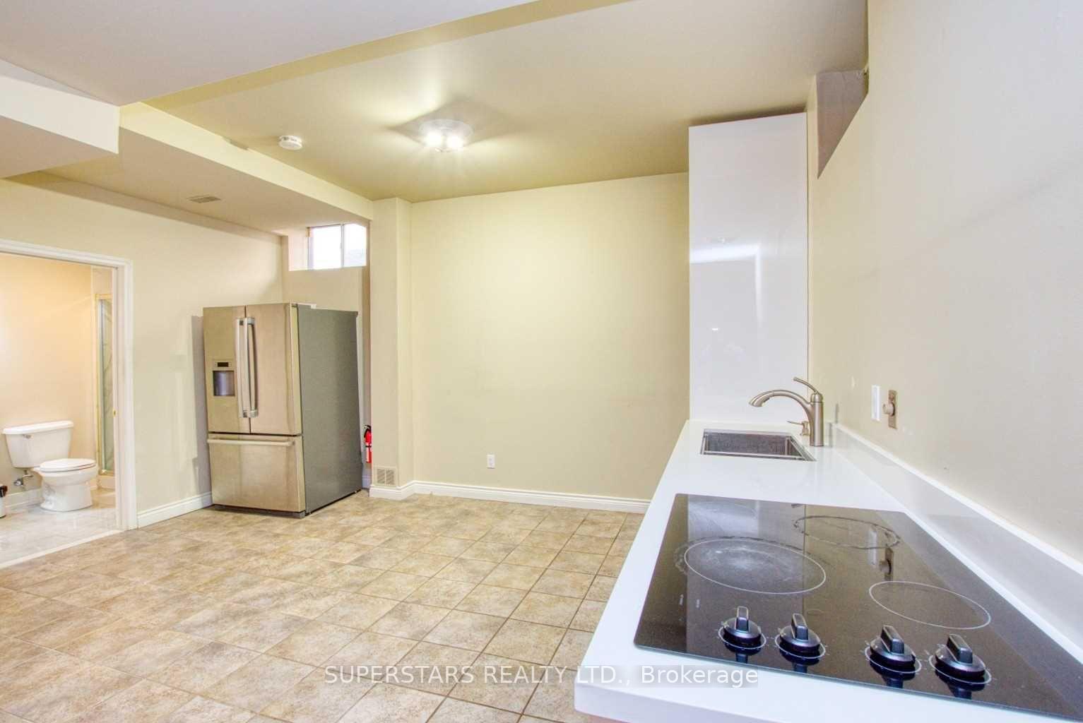 Photo 25 of Unit Bsmt, 8 Huronia Place, Vaughan, East Woodbridge — HOMEH