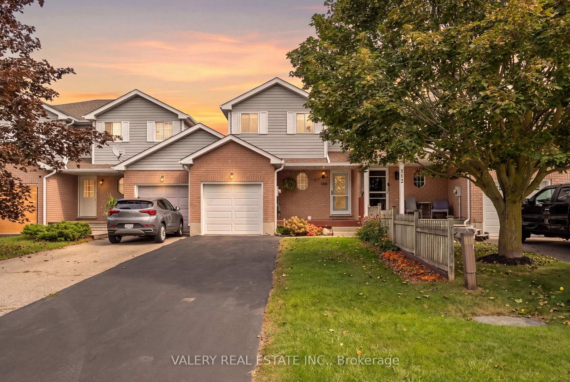 Photo 1 of 108 Tait Crescent, Centre Wellington, Fergus — HOMEH