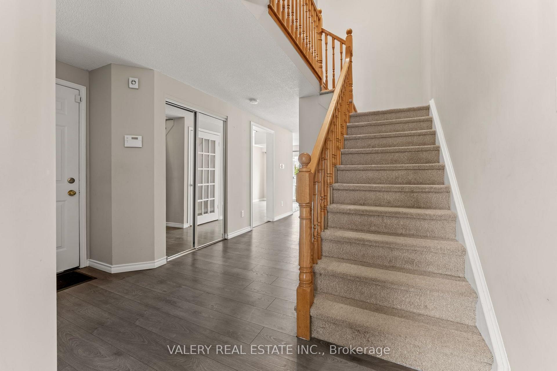 Photo 14 of 108 Tait Crescent, Centre Wellington, Fergus — HOMEH