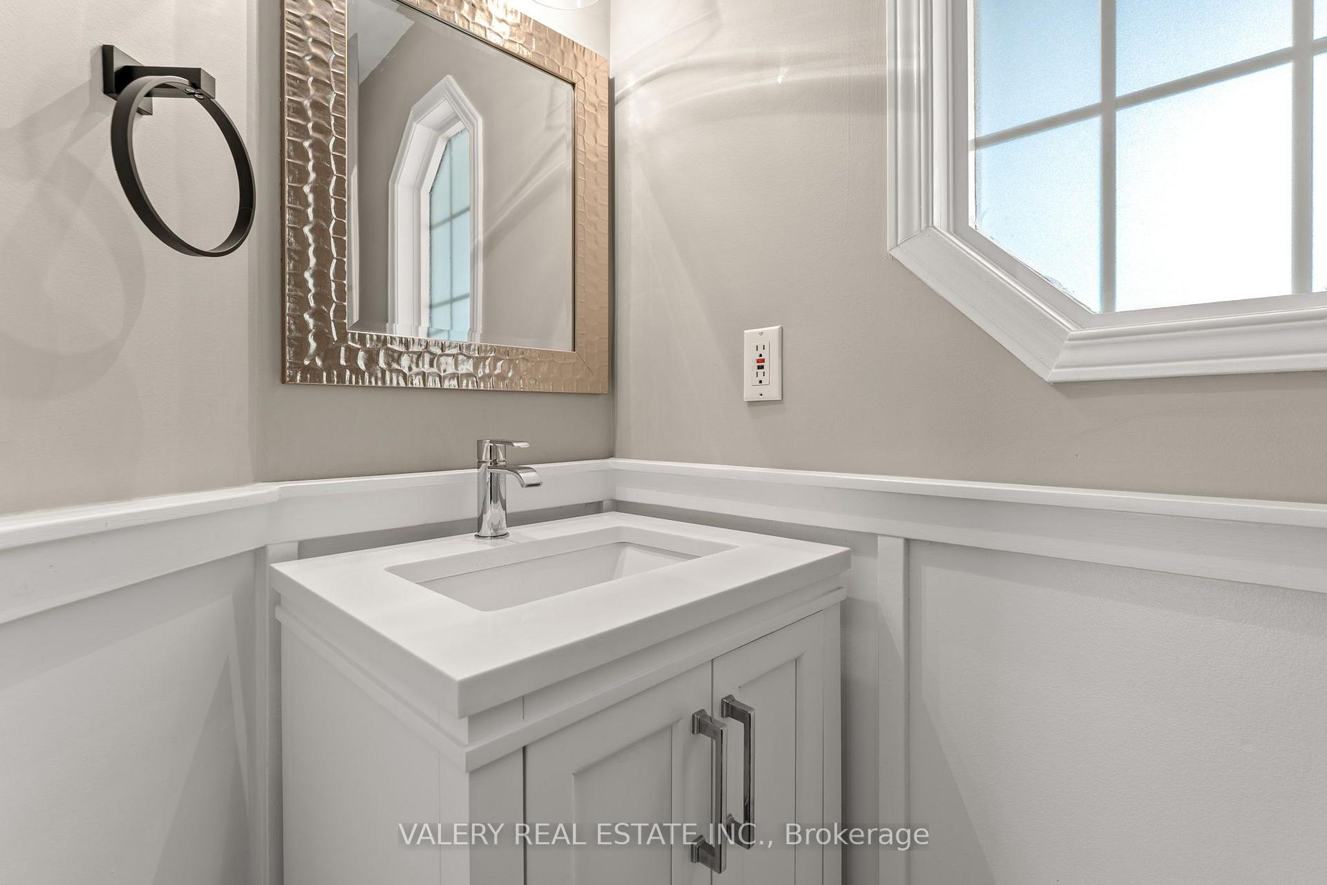 Photo 15 of 108 Tait Crescent, Centre Wellington, Fergus — HOMEH