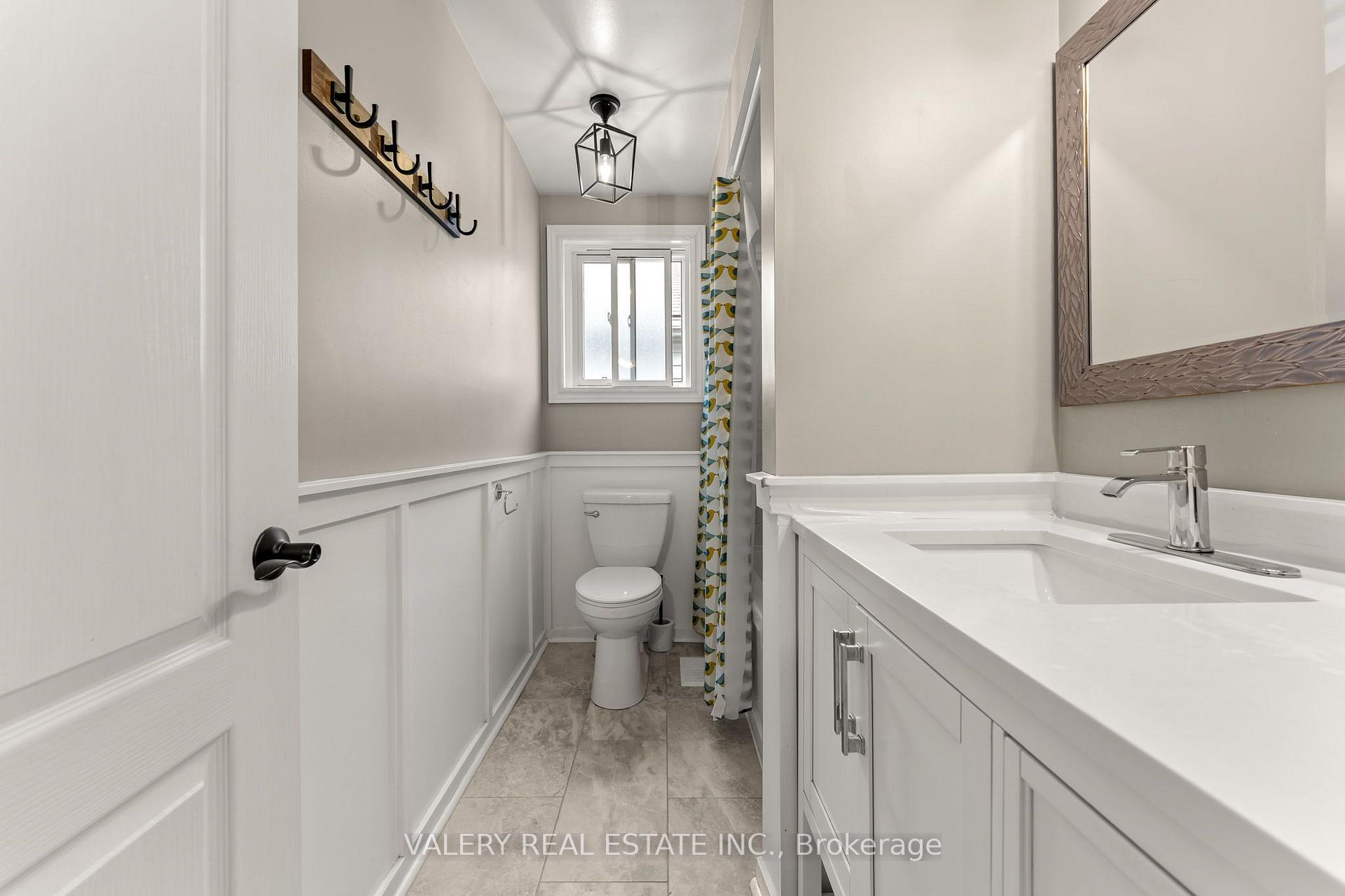Photo 23 of 108 Tait Crescent, Centre Wellington, Fergus — HOMEH