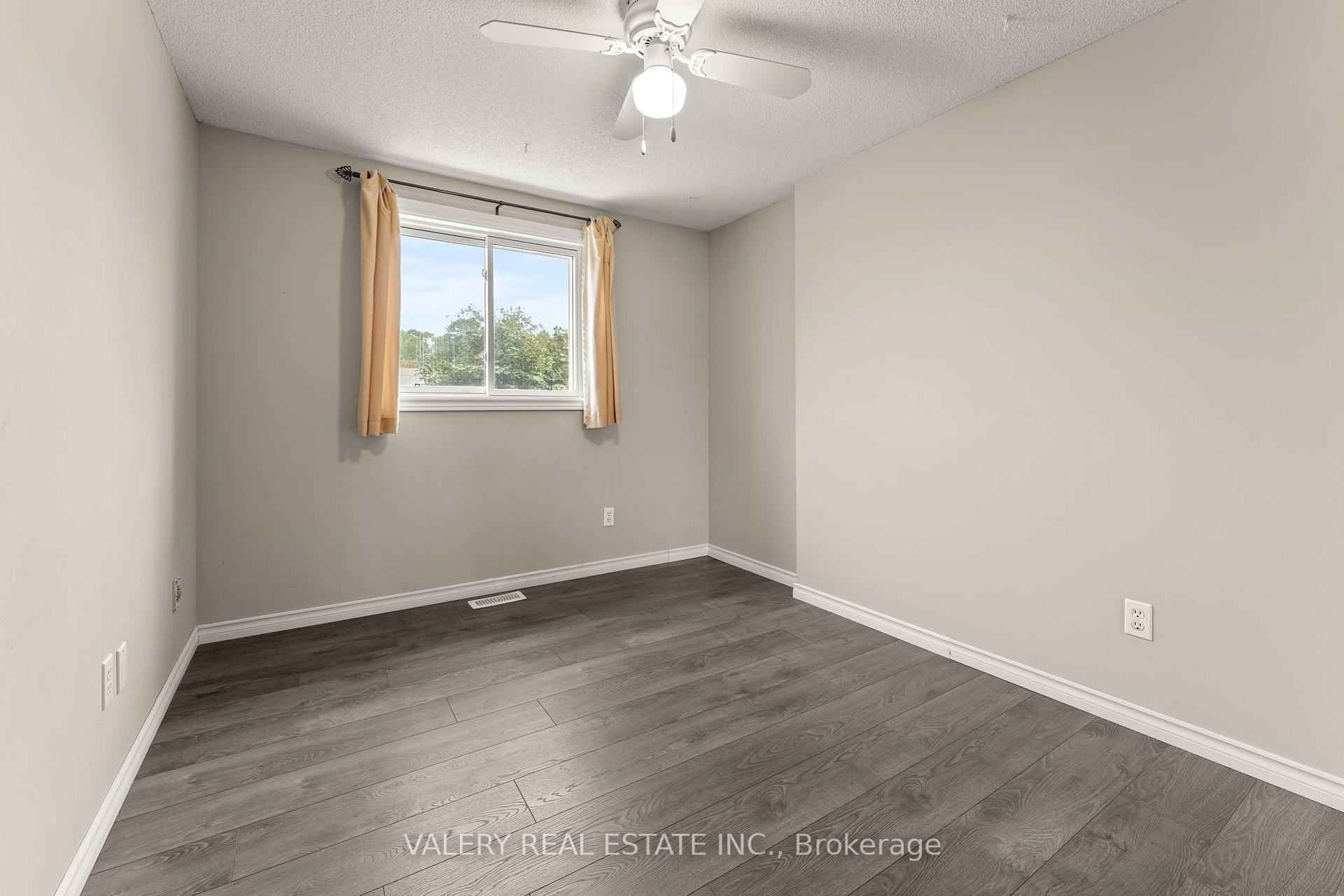 Photo 28 of 108 Tait Crescent, Centre Wellington, Fergus — HOMEH