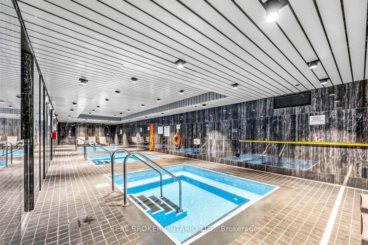 Photo 18 of Unit 4207, 2221 Yonge Street, Toronto, Mount Pleasant West — HOMEH