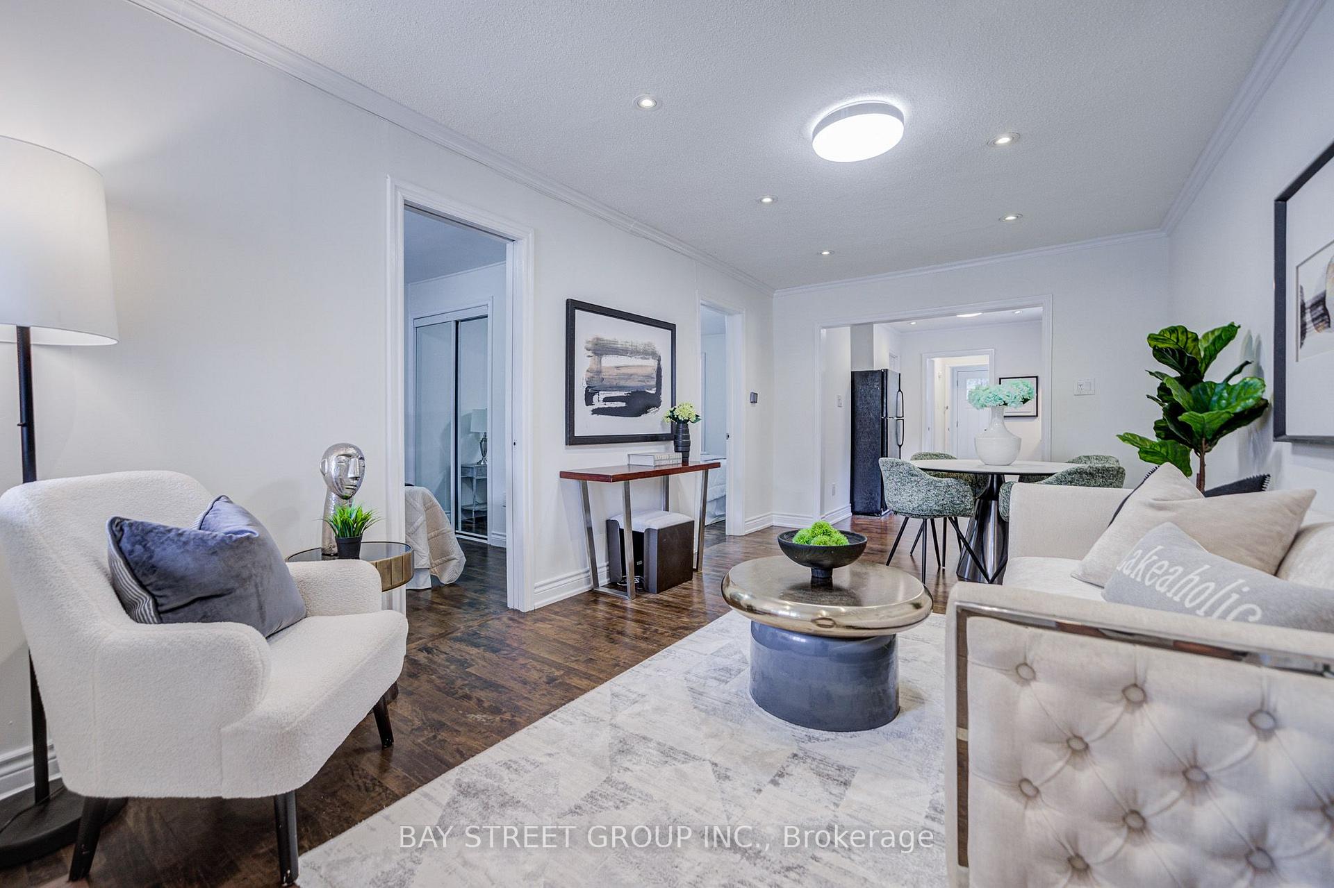 Photo 13 of 7 Emmott Avenue, Scarborough, Oakridge — HOMEH
