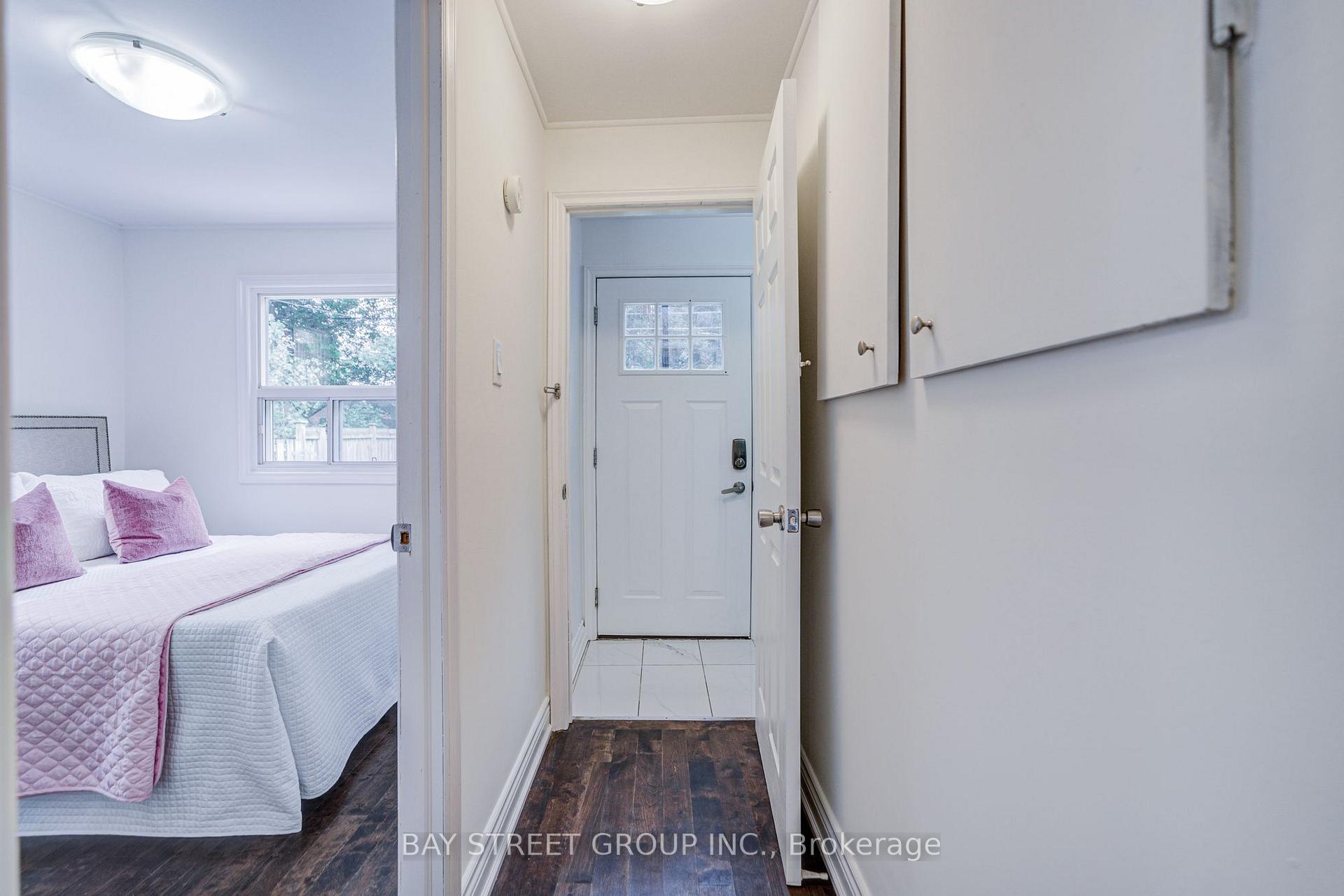 Photo 31 of 7 Emmott Avenue, Scarborough, Oakridge — HOMEH