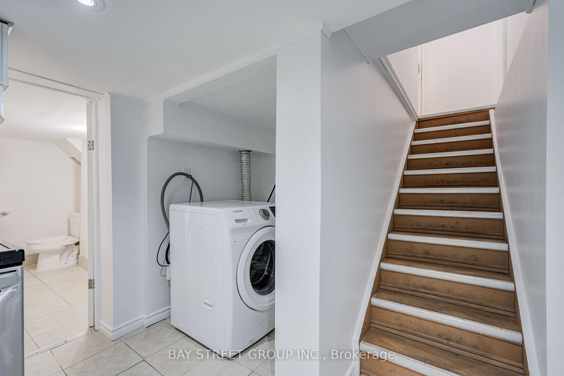 Photo 35 of 7 Emmott Avenue, Scarborough, Oakridge — HOMEH