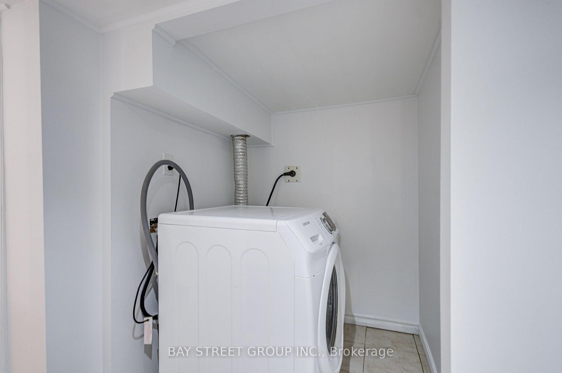 Photo 36 of 7 Emmott Avenue, Scarborough, Oakridge — HOMEH