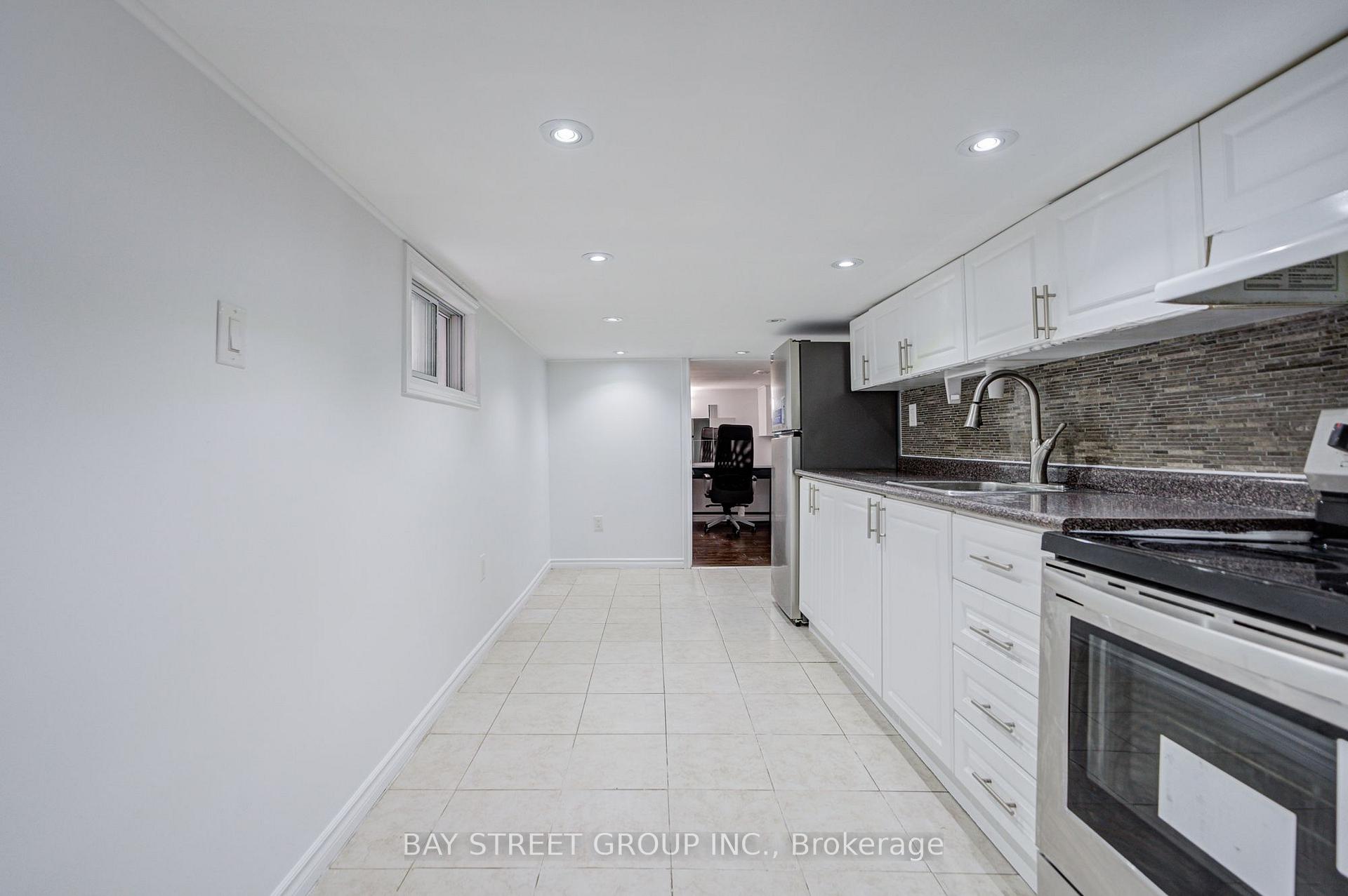 Photo 38 of 7 Emmott Avenue, Scarborough, Oakridge — HOMEH