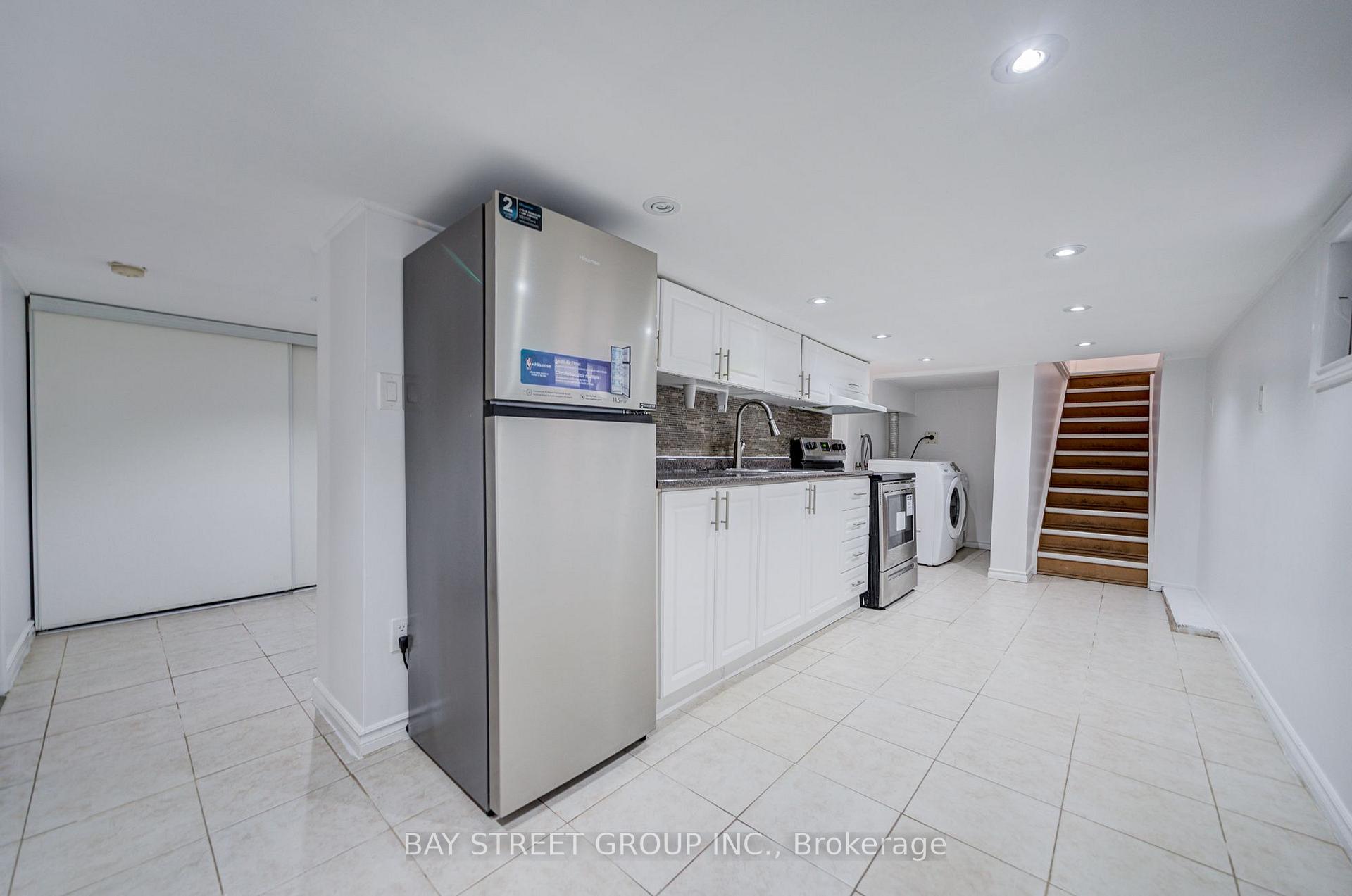 Photo 39 of 7 Emmott Avenue, Scarborough, Oakridge — HOMEH