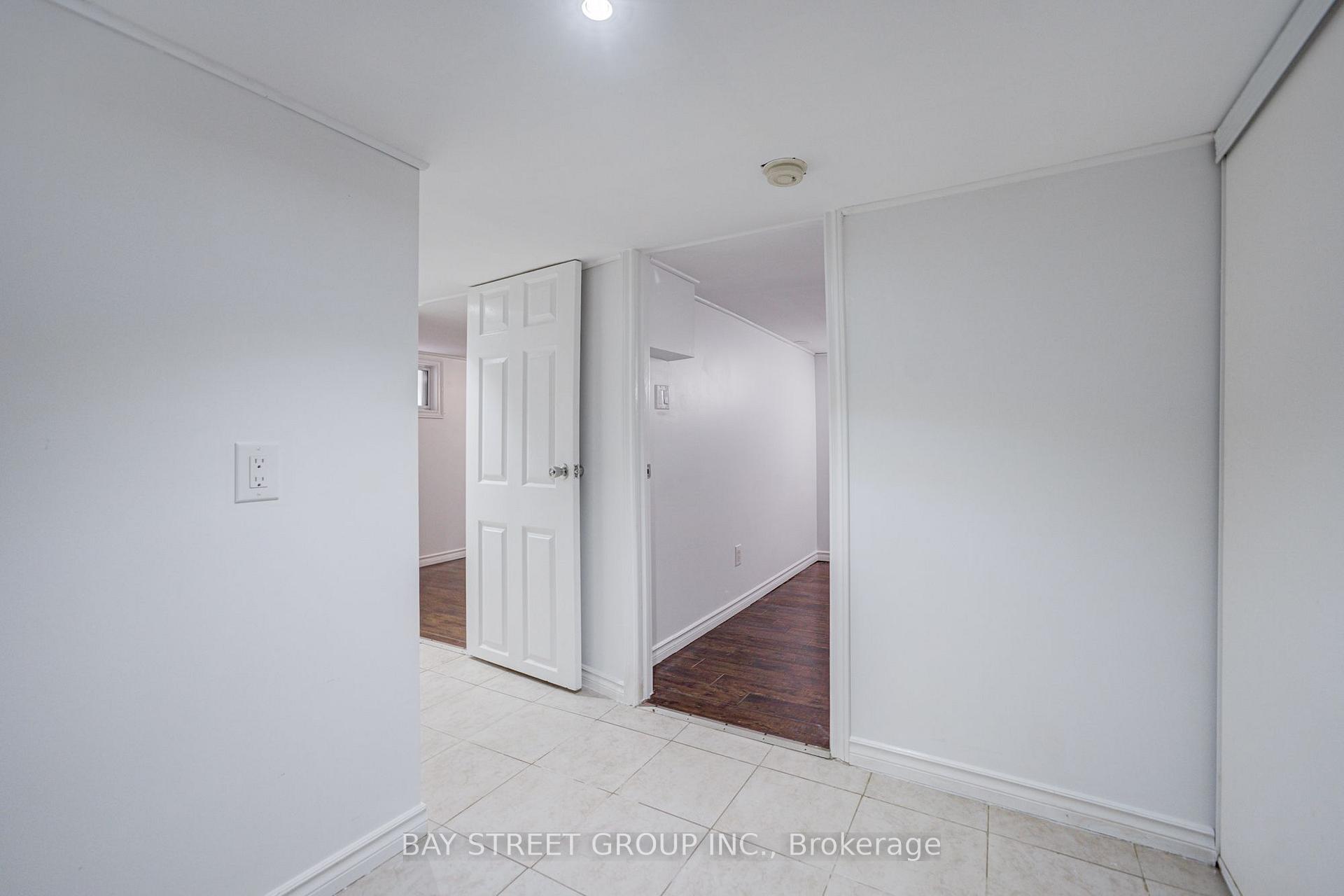 Photo 43 of 7 Emmott Avenue, Scarborough, Oakridge — HOMEH