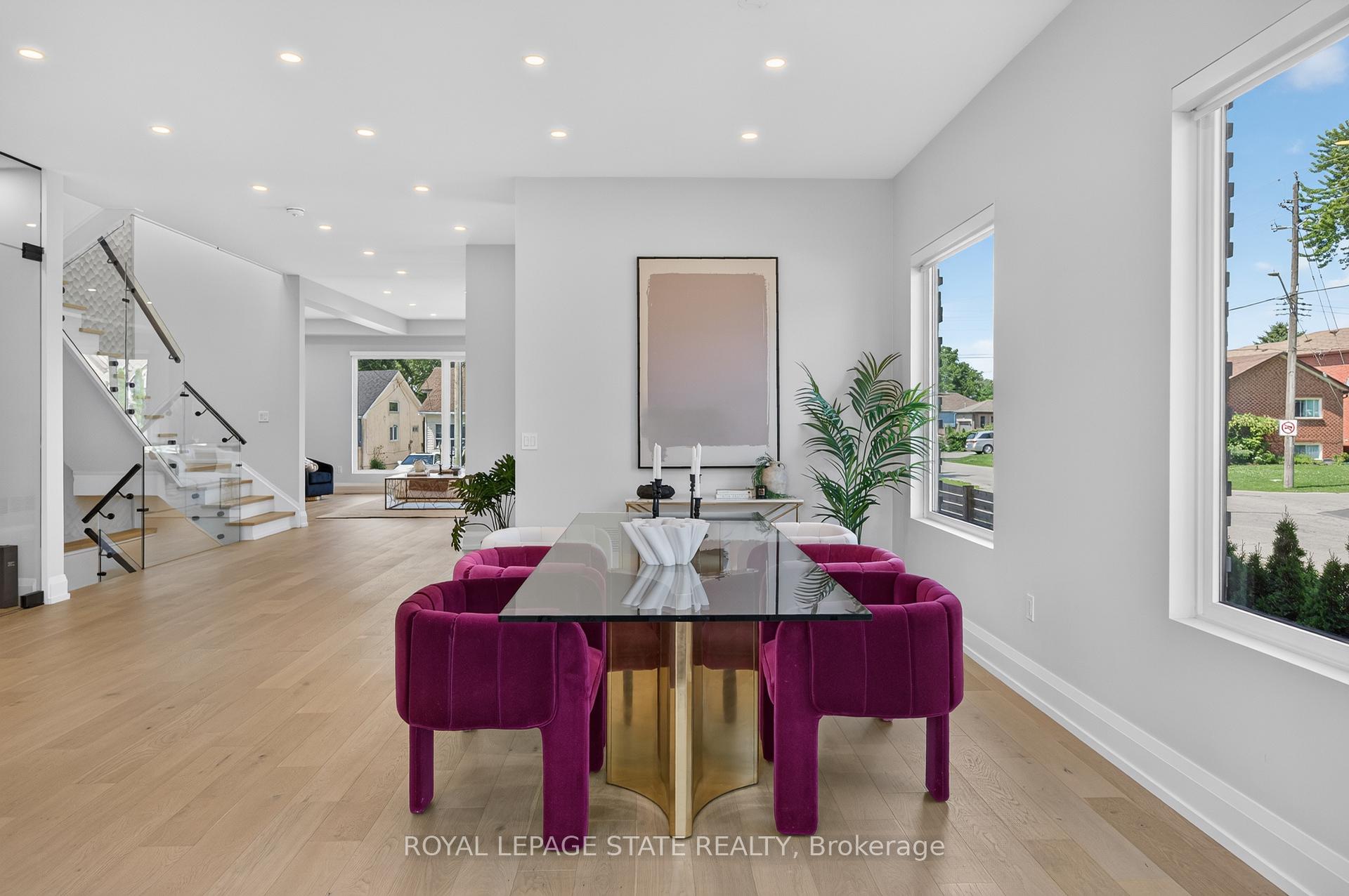 Photo 12 of 1047 Meredith Avenue, Mississauga, Lakeview — HOMEH