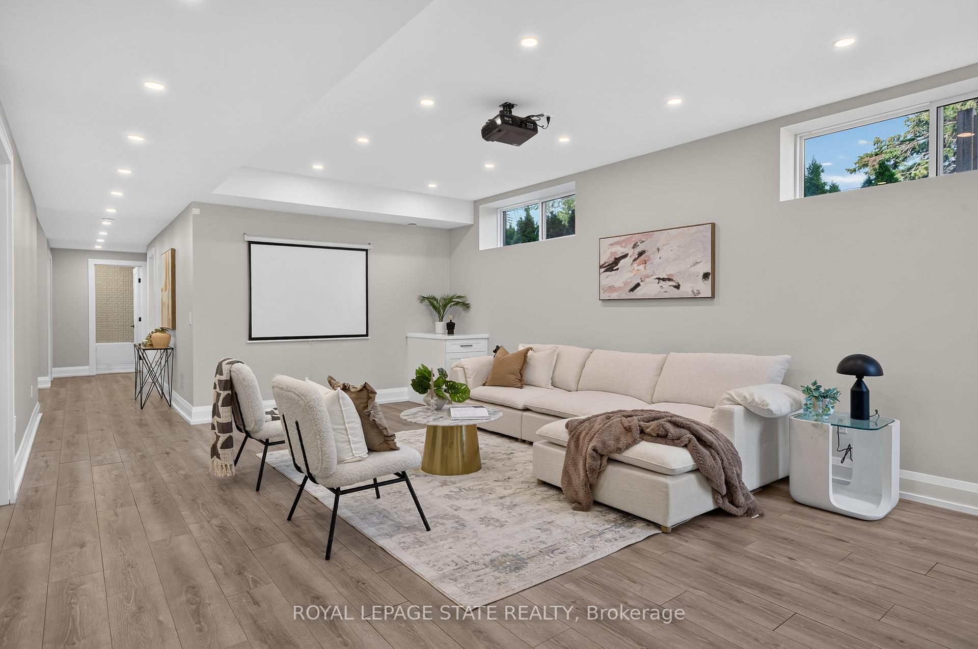 Photo 37 of 1047 Meredith Avenue, Mississauga, Lakeview — HOMEH