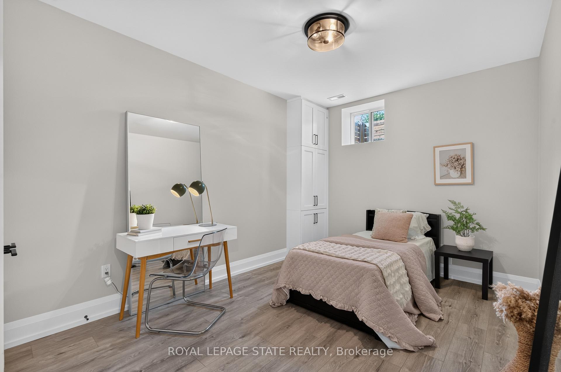 Photo 41 of 1047 Meredith Avenue, Mississauga, Lakeview — HOMEH