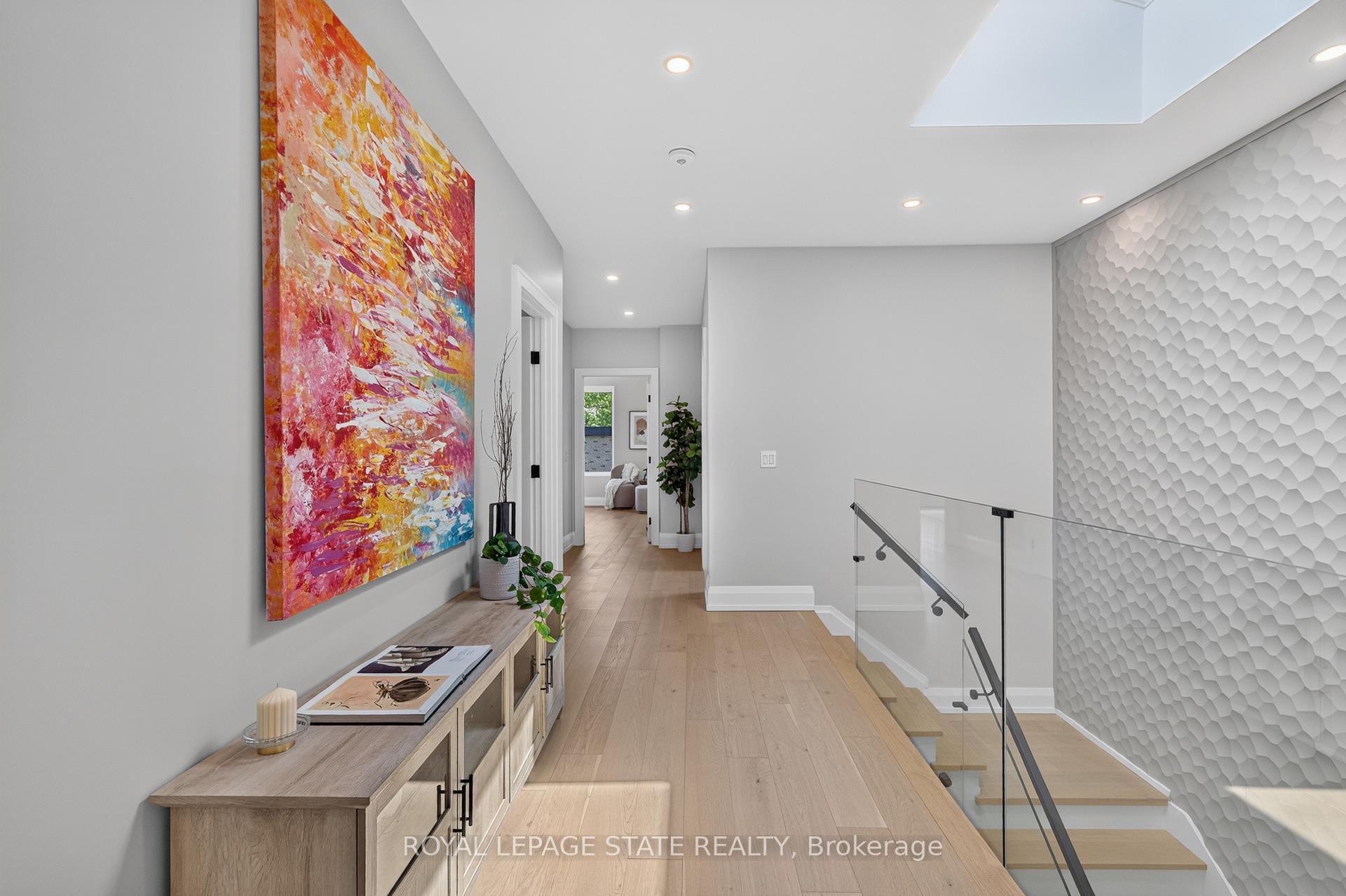 Photo 24 of 1047 Meredith Avenue, Mississauga, Lakeview — HOMEH