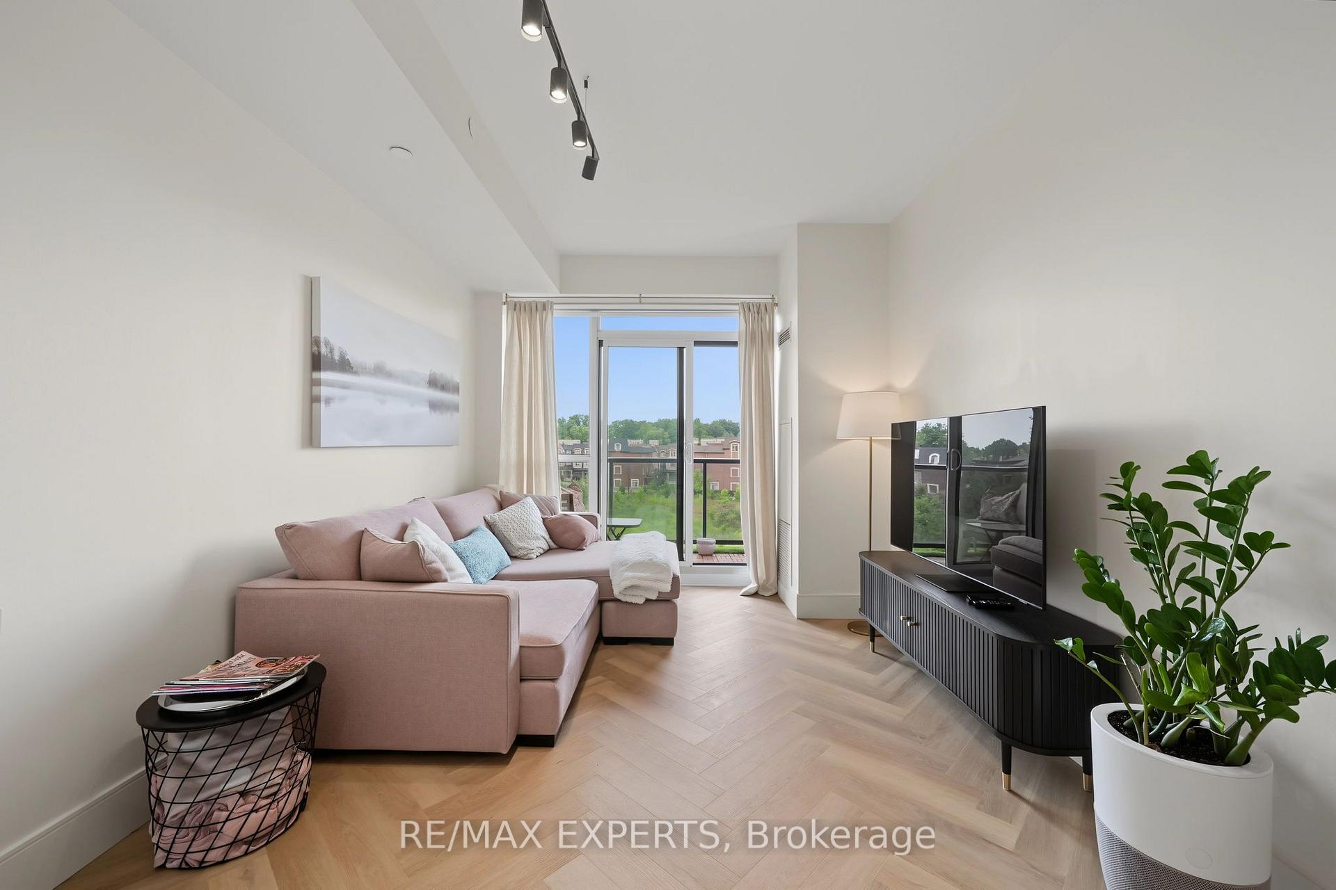 Photo 13 of Unit 414, 4700 Highway 7, Vaughan, East Woodbridge — HOMEH