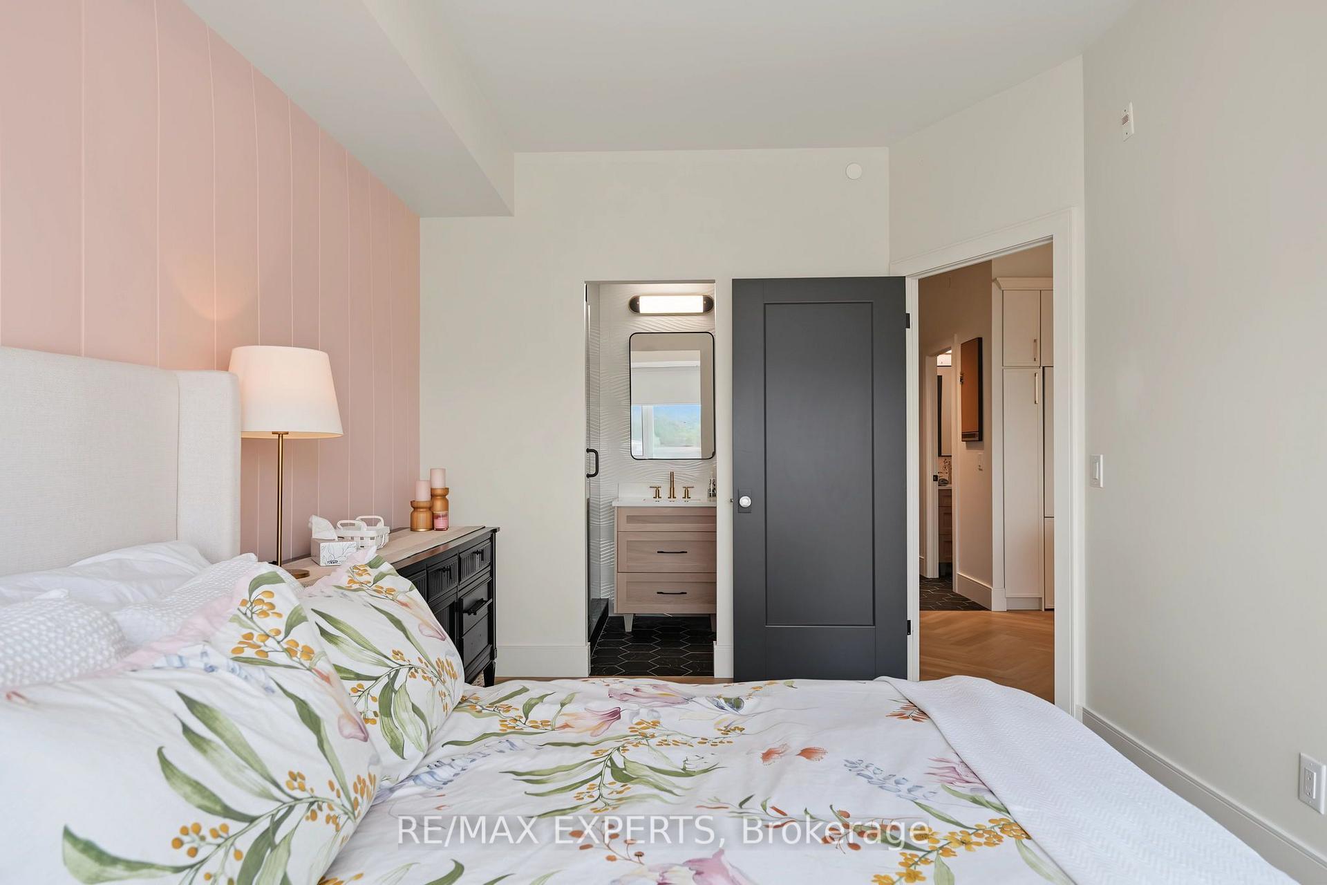 Photo 23 of Unit 414, 4700 Highway 7, Vaughan, East Woodbridge — HOMEH