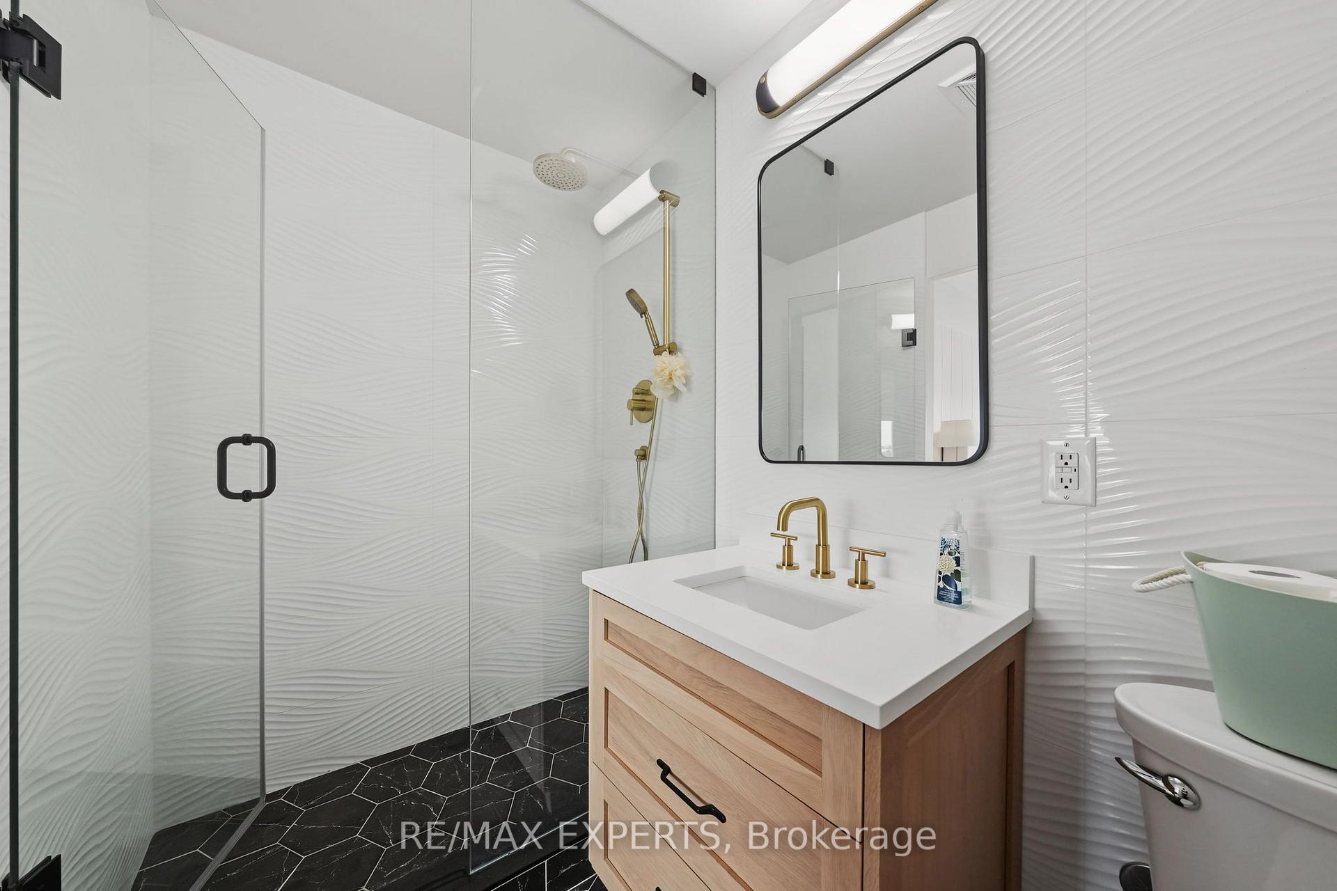 Photo 28 of Unit 414, 4700 Highway 7, Vaughan, East Woodbridge — HOMEH