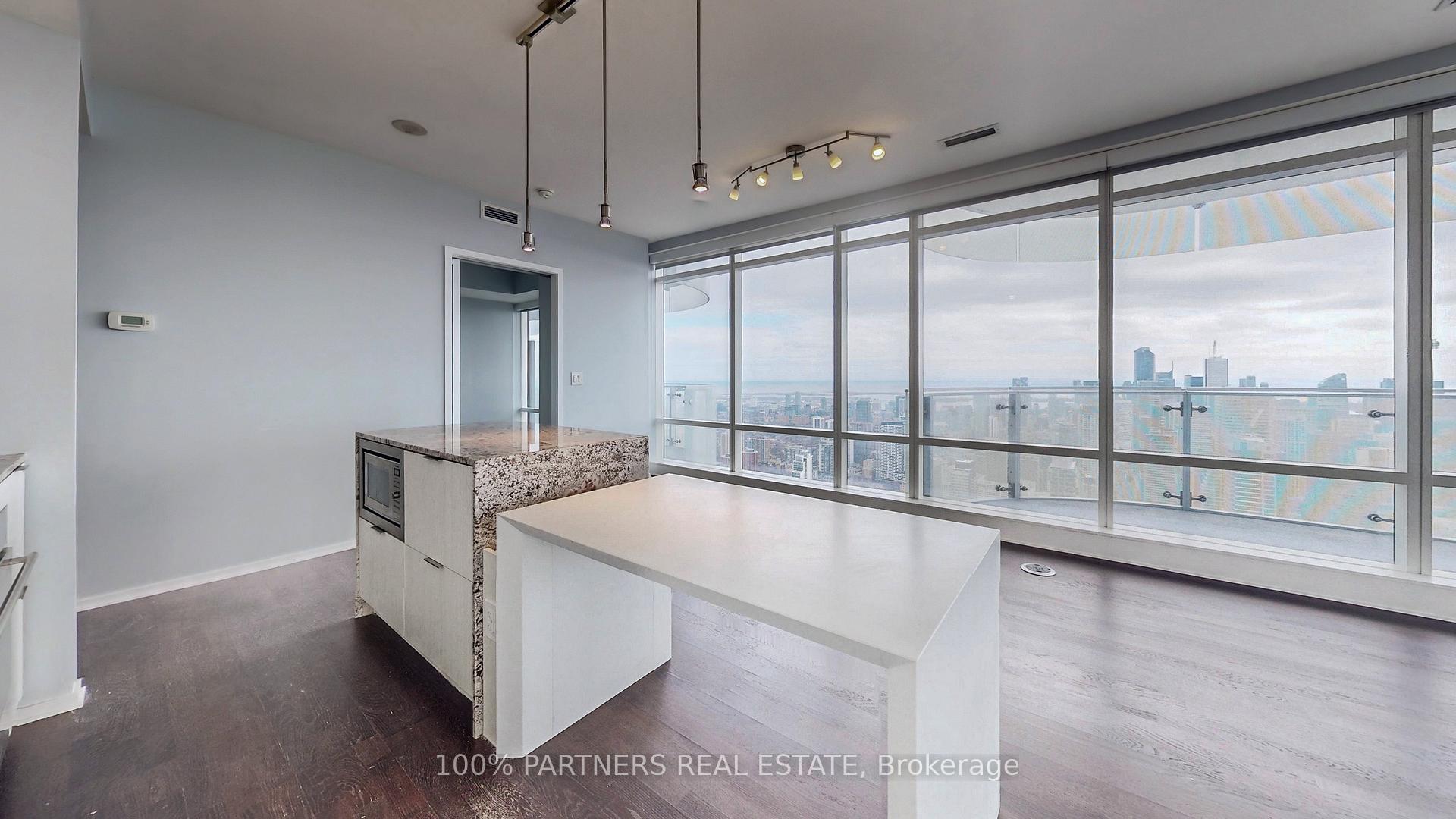 Photo 9 of Unit 6206, 1 Bloor Street E, Toronto, Church-Yonge Corridor — HOMEH